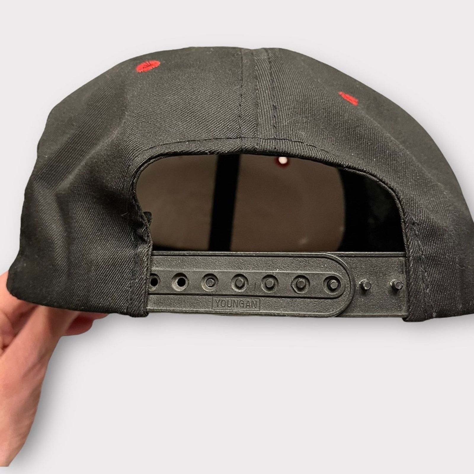 Other VINTAGE NBA Chicago Bulls Three-Peat World Championship hat Size ONE SIZE - 5 Thumbnail