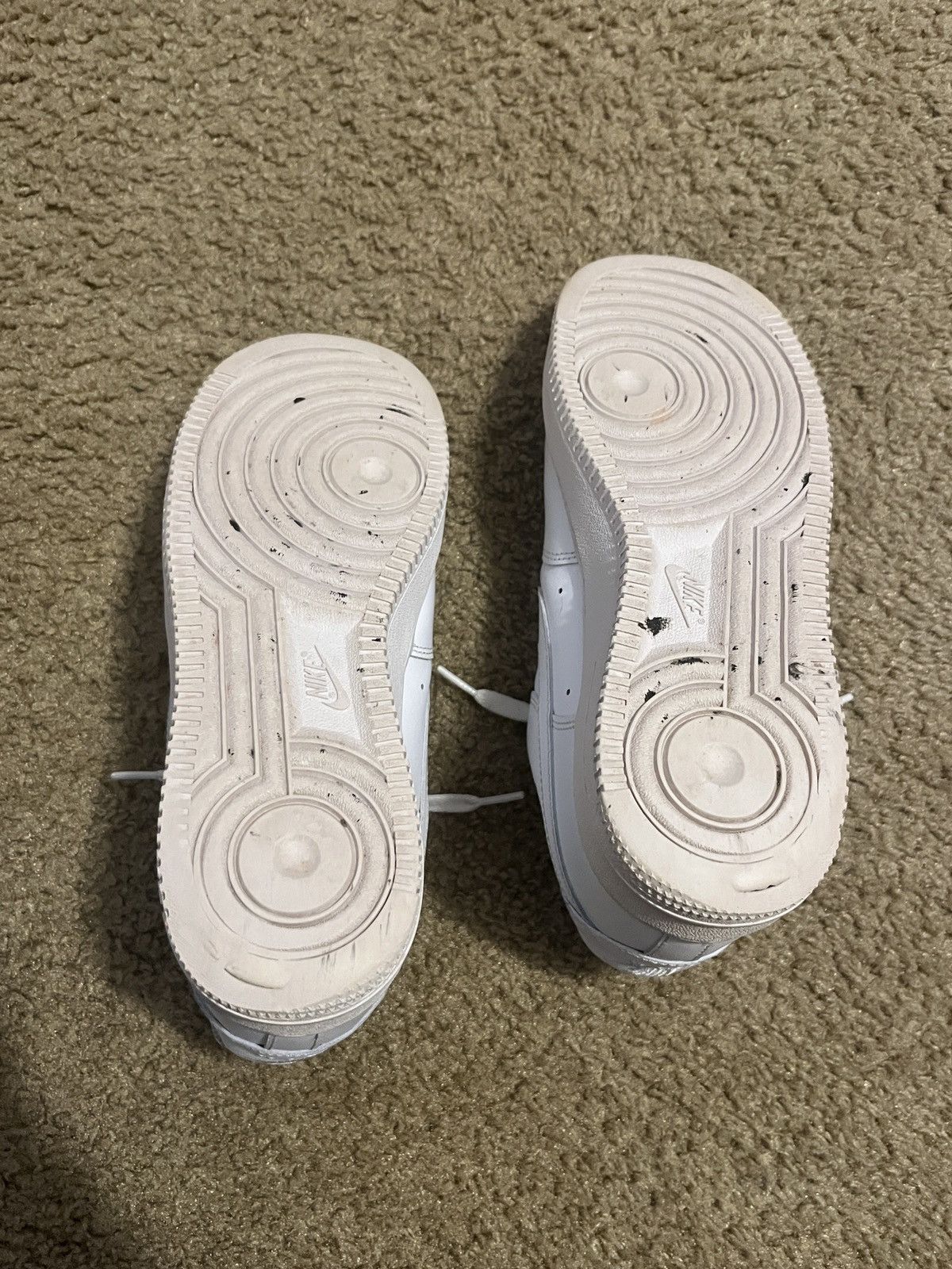 Nike Air Force 1 Size US 7.5 / EU 40-41 - 6 Thumbnail