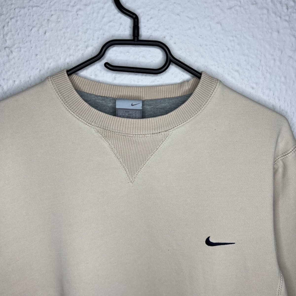 Nike Vintage Nike Sweatshirt Crewneck Beige Logo Swoosh Retro Y2K Size US S / EU 44-46 / 1 - 4 Thumbnail