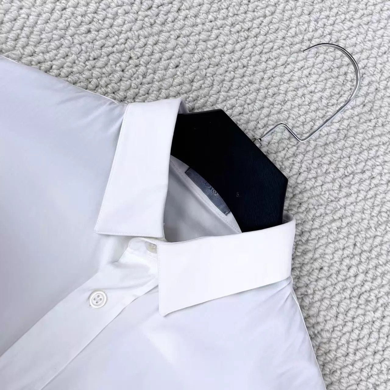 Dior Dior white embroidered bee short-sleeve shirt 37 xs Size US XS / EU 42 / 0 - 3 Thumbnail