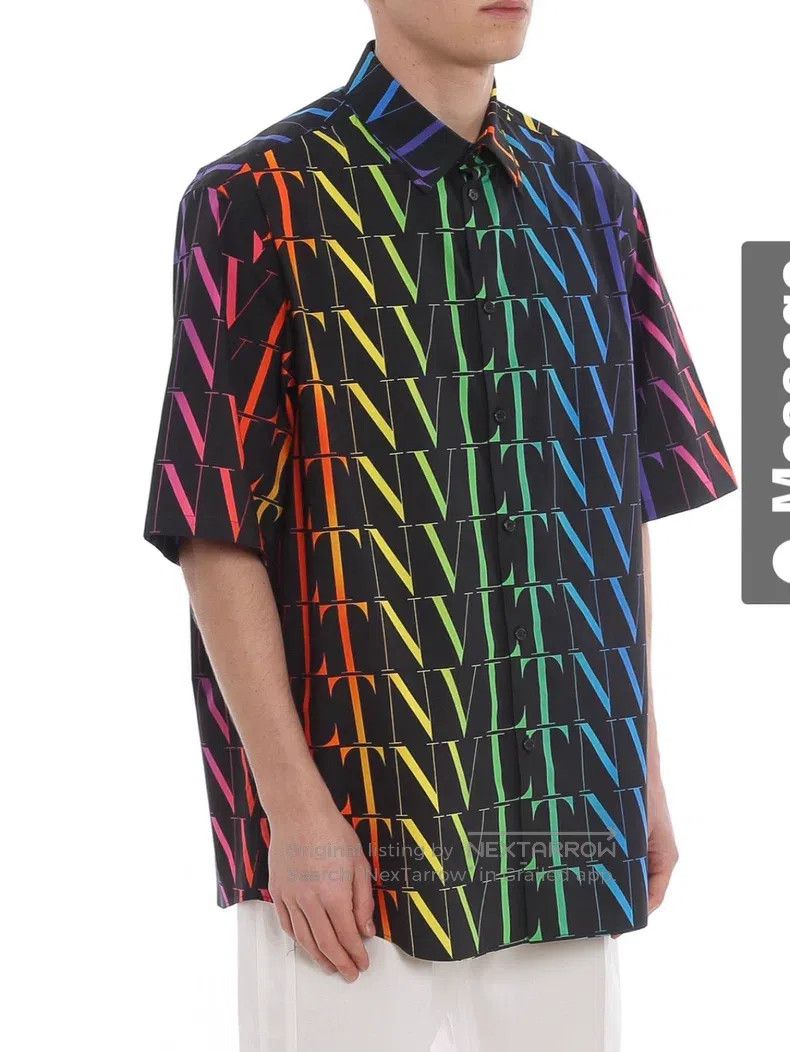 Valentino Valentino Genuine rainbow classic VLTN TIM Size M / US 6-8 / IT 42-44 - 1 Thumbnail