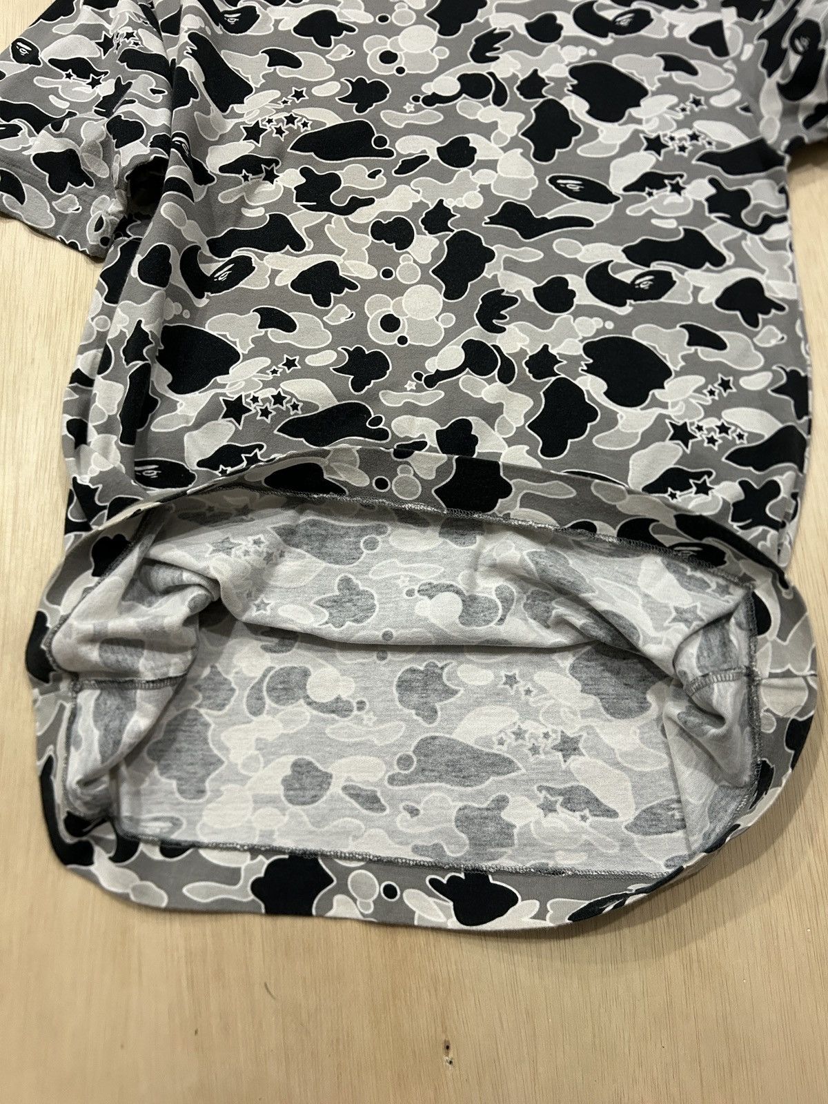 Bape Vintage BAPE Sta Camo Tee Size US L / EU 52-54 / 3 - 7 Thumbnail