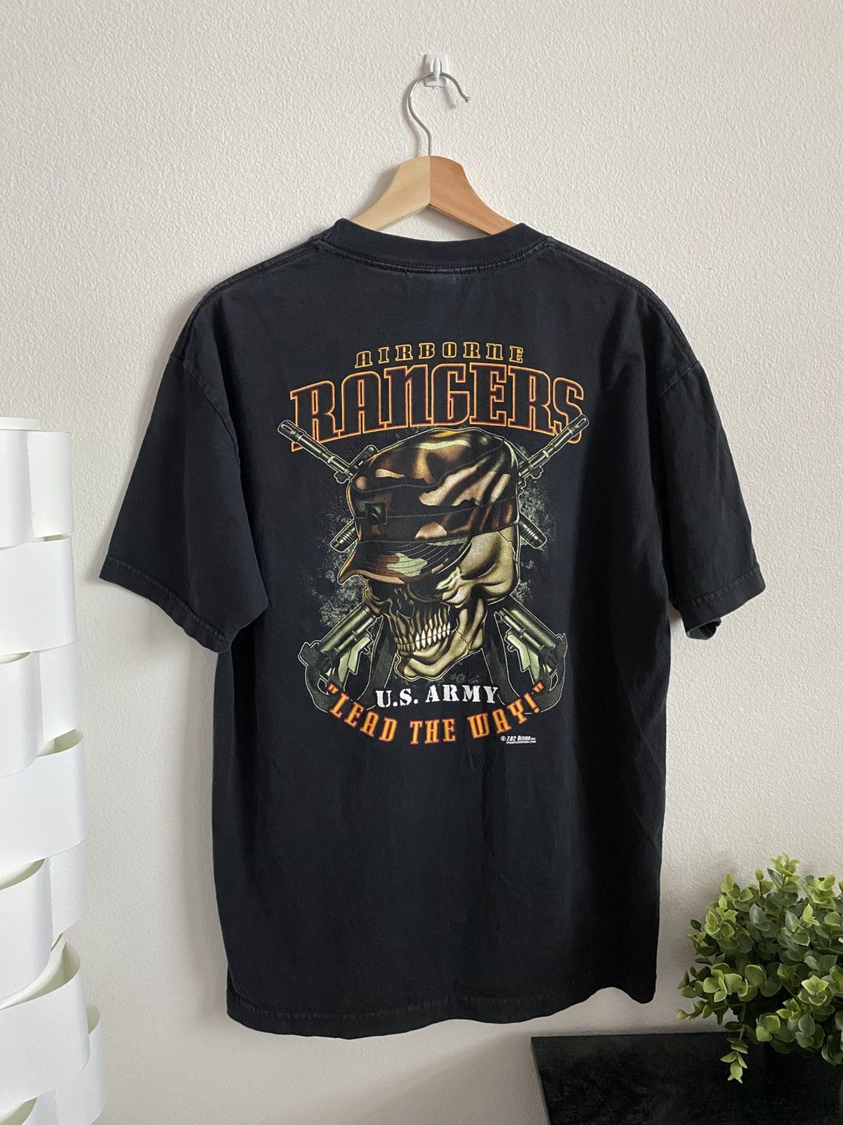 Other Vintage 00s US Army Skull Airborne Military Gun Tee Size US L / EU 52-54 / 3 - 1 Thumbnail