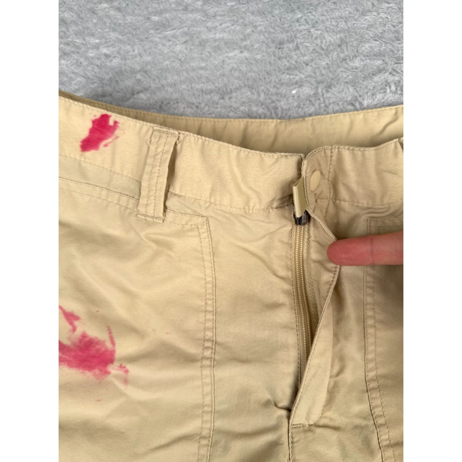 Patagonia Patagonia Shorts Women 6 Beige Nylon Cargo Zip Pockets Hiking Camp 27x8 Size 28" / US 6 / IT 42 - 6 Thumbnail