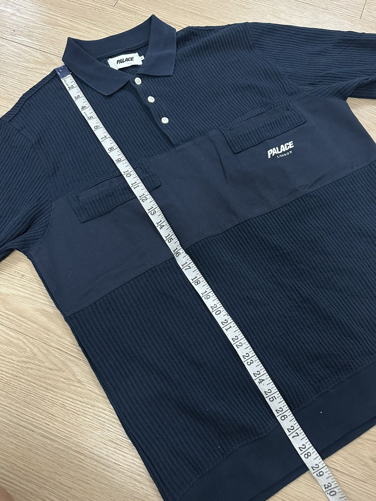 Palace Rare And Beautiful Palace Waffle On Polo Shirt Size US L / EU 52-54 / 3 - 12 Thumbnail