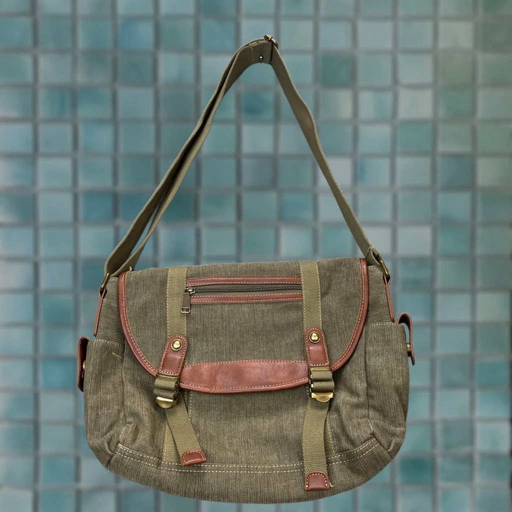 Vintage Cargoit Bag Crossbody Mens Green Canvas Leather Trim Pockets Adjustable Strap Size ONE SIZE - 1 Thumbnail