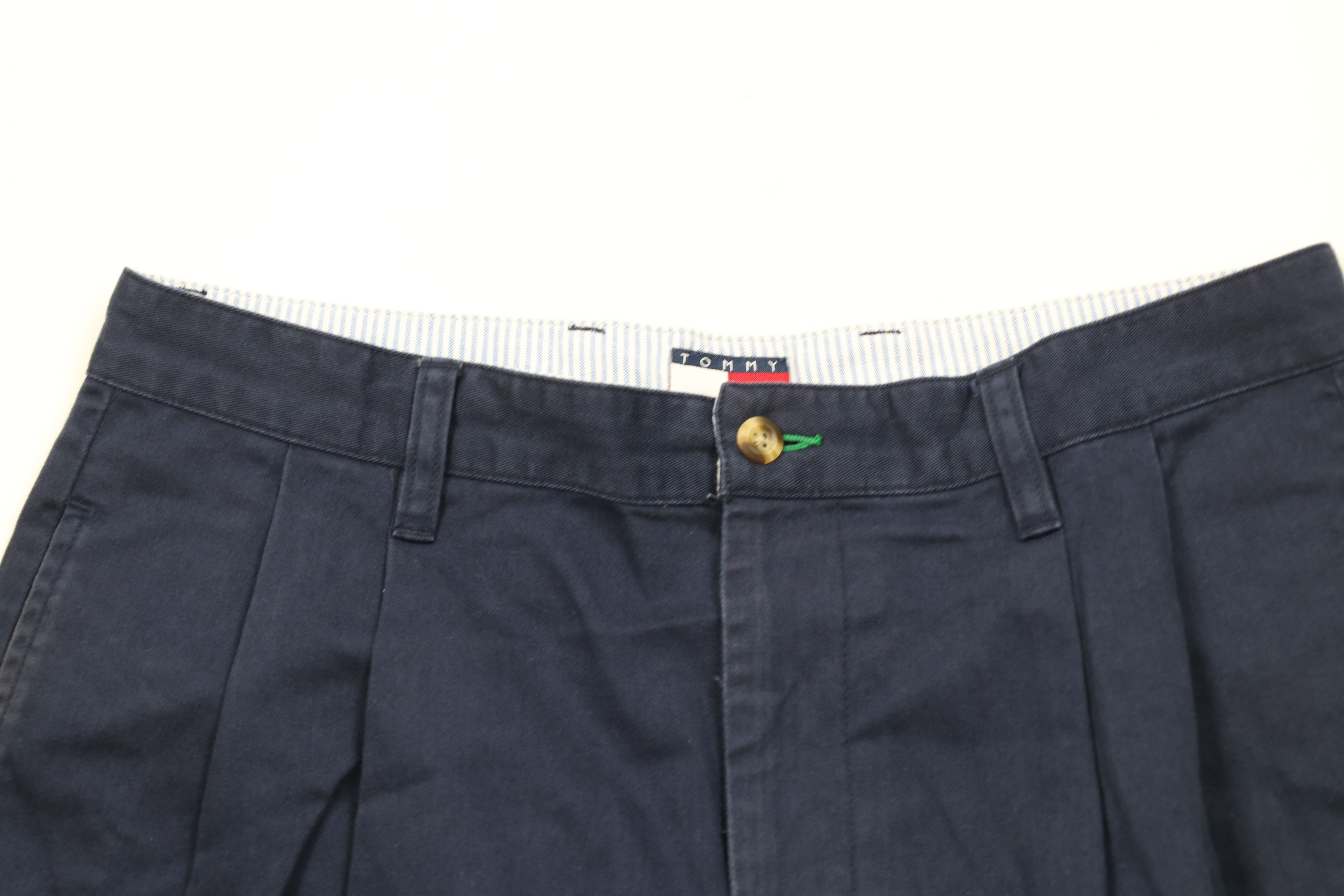 Tommy Hilfiger Vintage 90s Tommy Hilfiger Golf Chino Shorts Blue Cotton Size US 33 - 2 Thumbnail