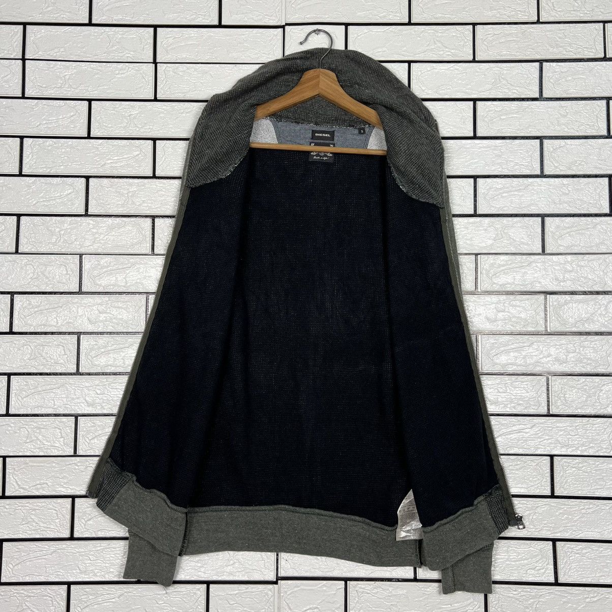 Diesel DIESEL Waffle Pattern Stand Collar Sweater Jacket #4082-C186 Size US S / EU 44-46 / 1 - 11 Thumbnail