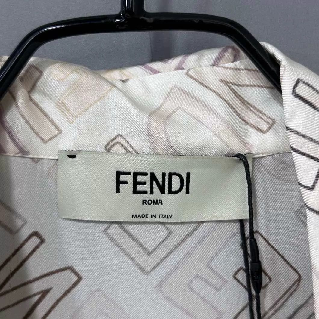 Fendi FENDI New All Over Print Silk Shirt Size 38 Size XS / US 0-2 / IT 36-38 - 5 Thumbnail