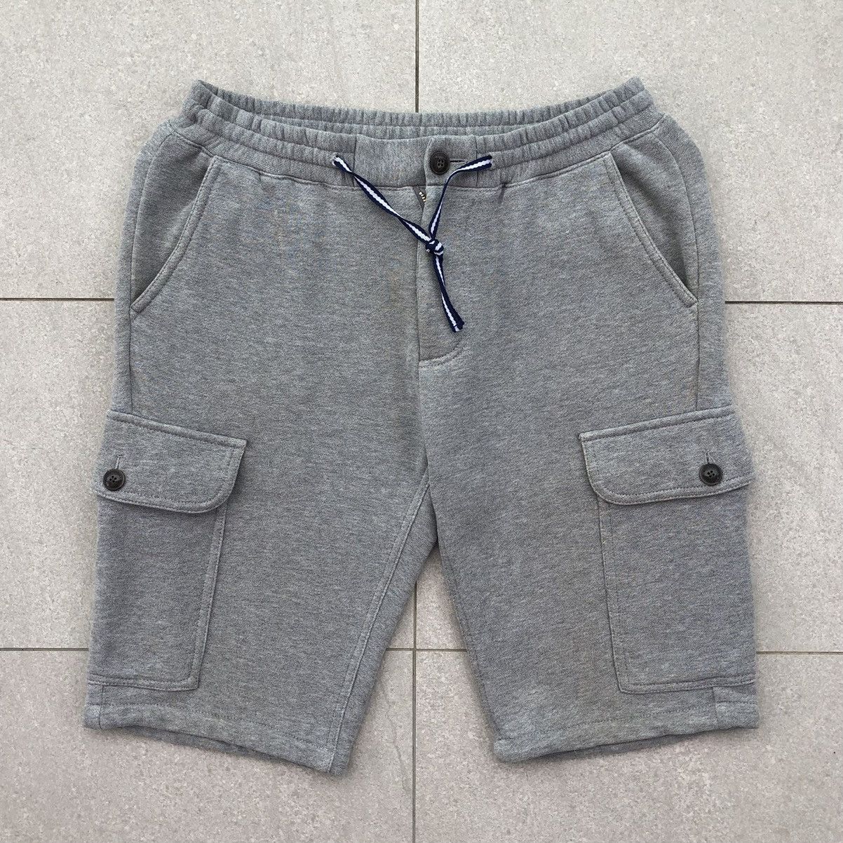 image of Burberry Black Label Cotton Short Pants in Grey, Men's (Size 32)