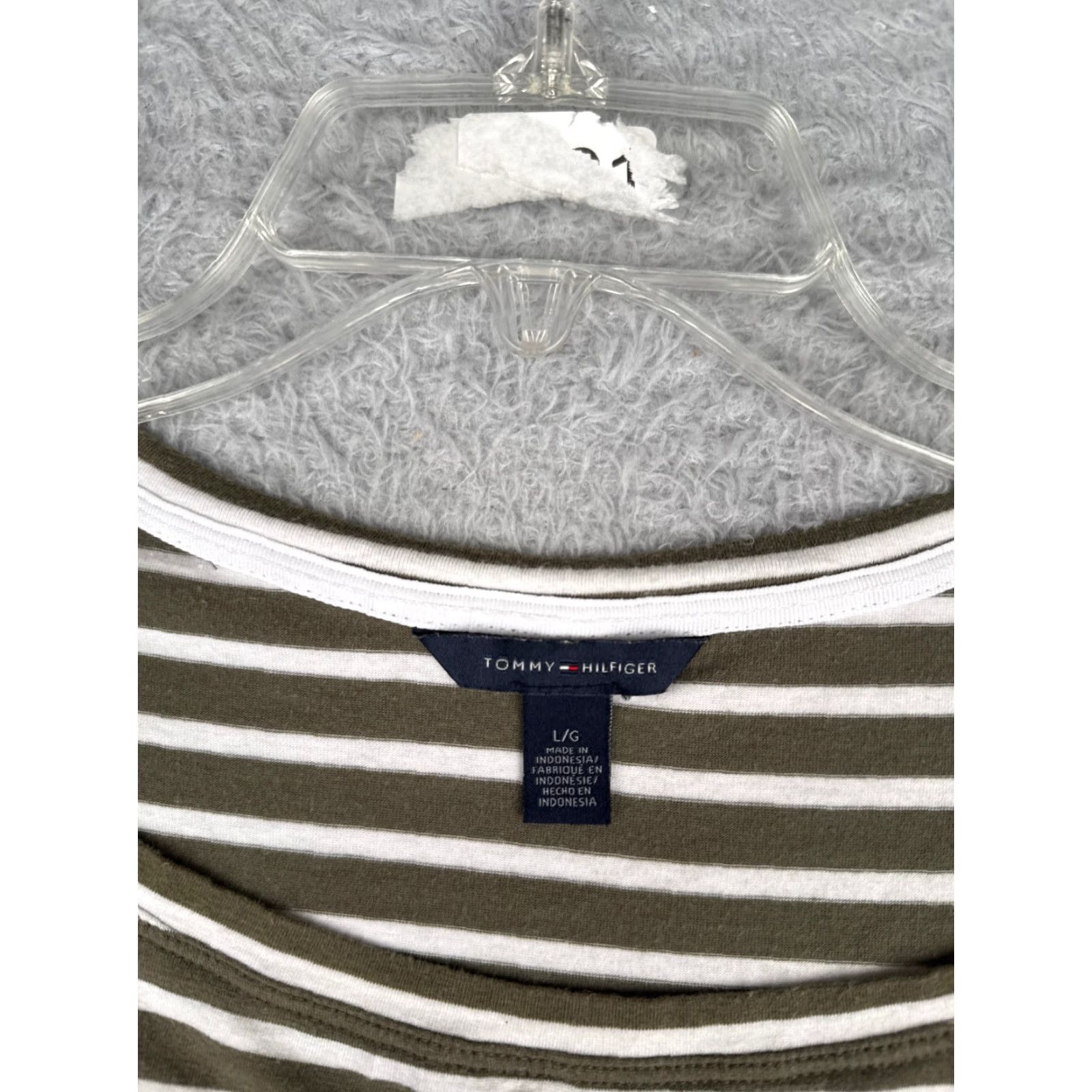 Tommy Hilfiger VINTAGE Tommy Hilfiger Shirt Women Large Green White Stripe Boat Neck Cotton Blend Size L / US 10 / IT 46 - 6 Thumbnail