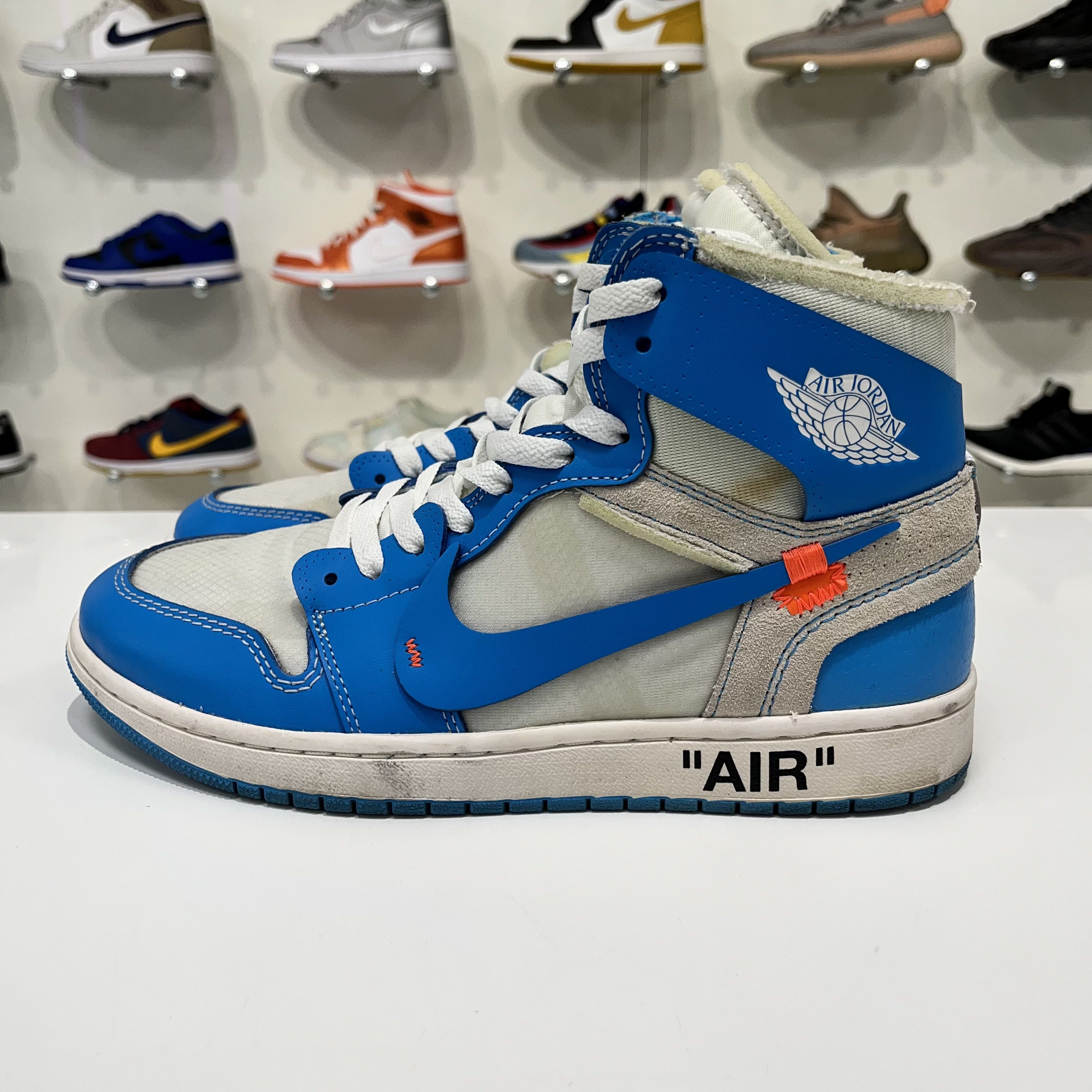 Nike × Off-White Air Jordan 1 Retro High OG x Off-White UNC Size US 8.5 / EU 41-42 - 3 Thumbnail
