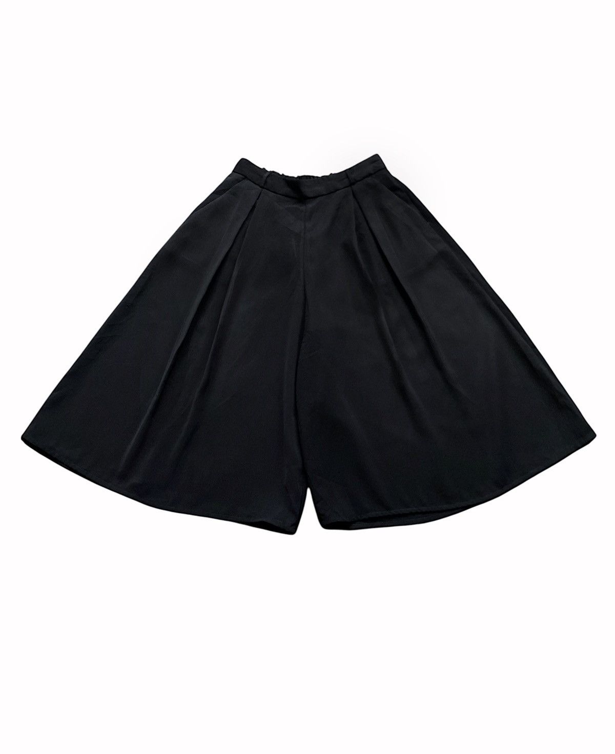 GU WIDELEG YOHJI YAMAMOTO HAKAMA PANTS STYLE