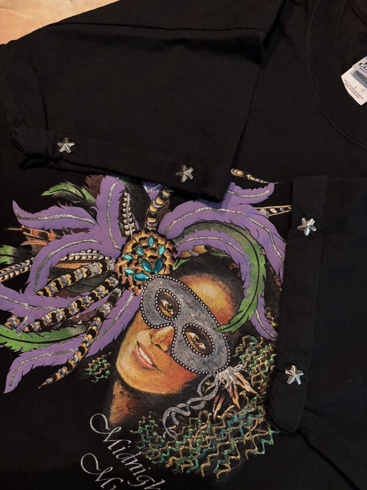 Designer × Gildan × Vintage Vintage 90s mardi gras shirt w/ stars on sleeve Size L / US 10 / IT 46 - 4 Thumbnail