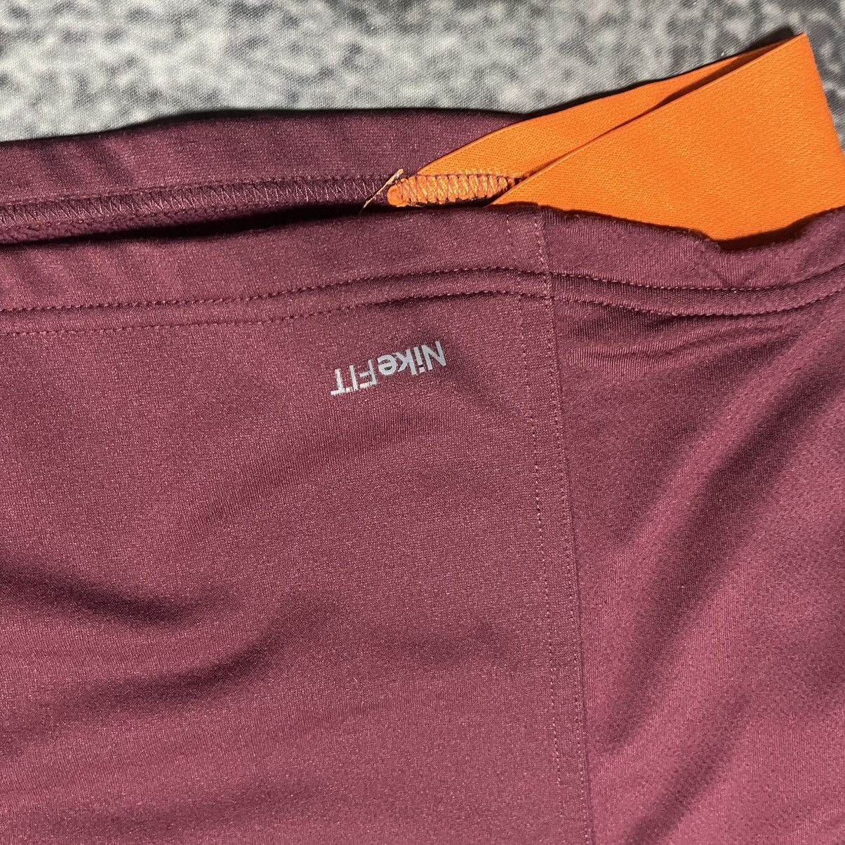 Nike Vintage Virginia Tech Nike Center Swoosh Therma 2000s XL Size US XL / EU 56 / 4 - 4 Thumbnail