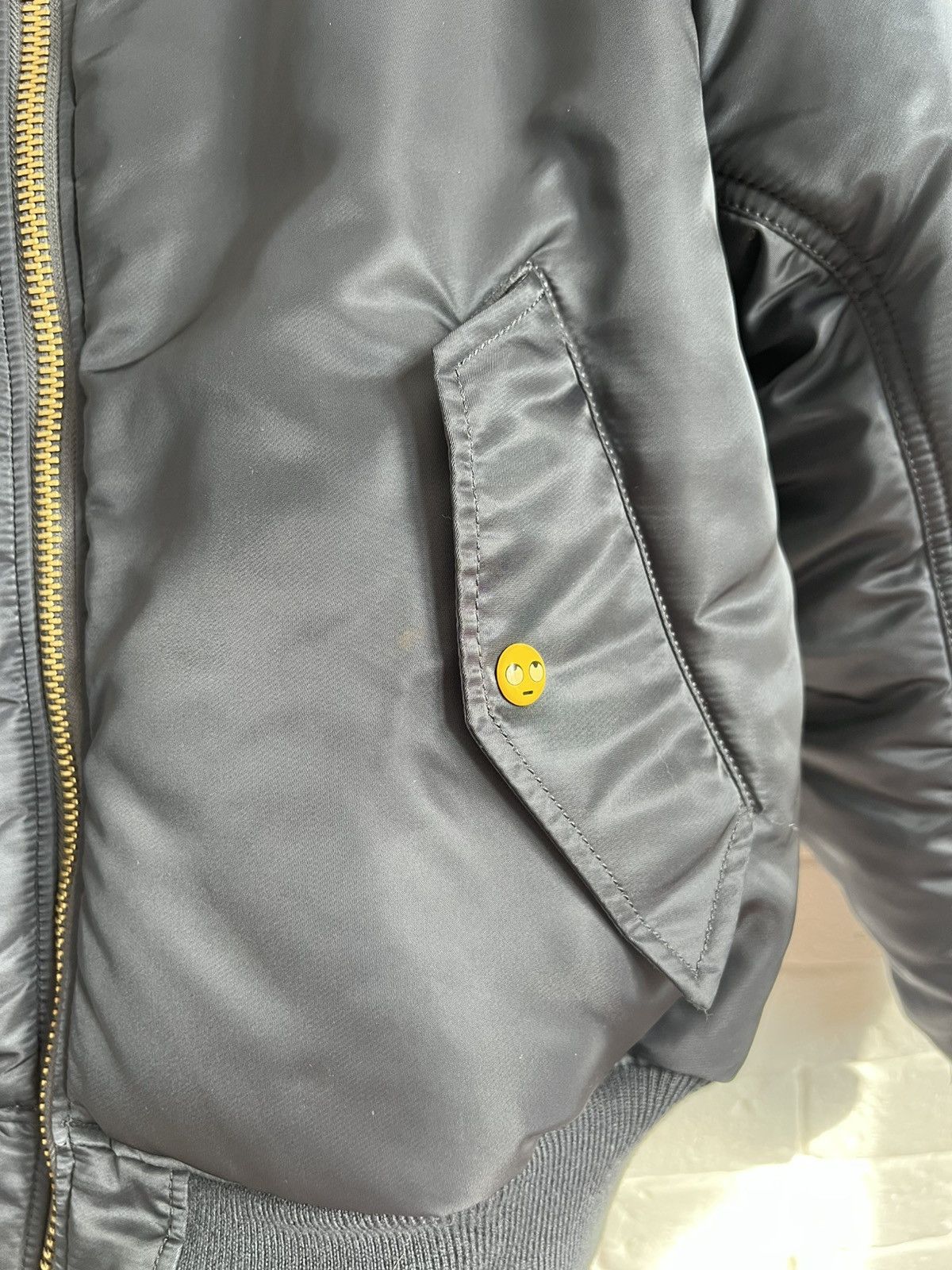 Alpha Industries × Vetements Vetements x Alpha SS18 reversible emoji bomber Size US XS / EU 42 / 0 - 3 Thumbnail