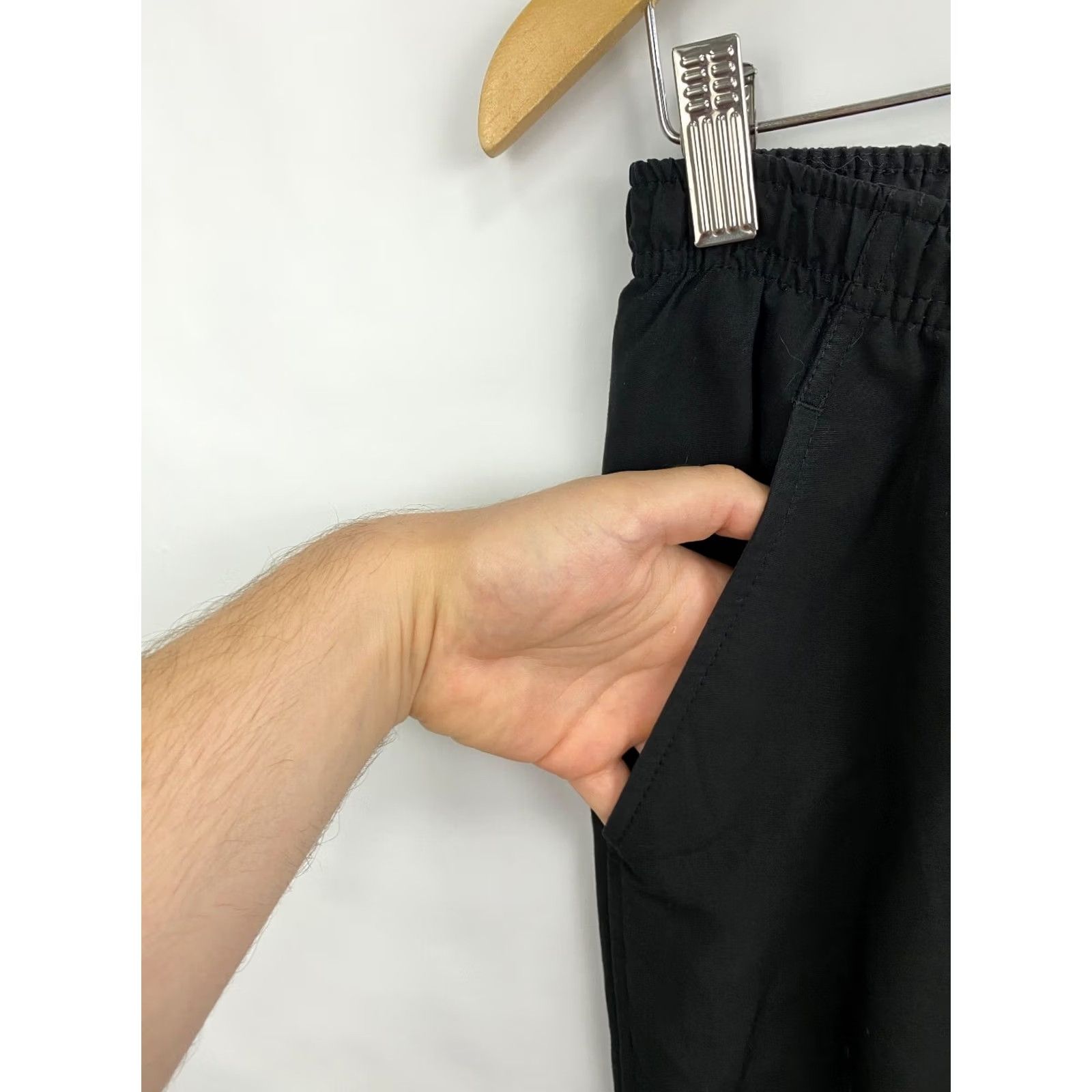 Nike VINTAGE Nike Nylon Track Pants M Black Mens | 90s Y2K Rare Retro Hype, Activewear, Pants, Regular, Size M, Black, Nylon, 90s, Mens Size US 31 - 6 Thumbnail
