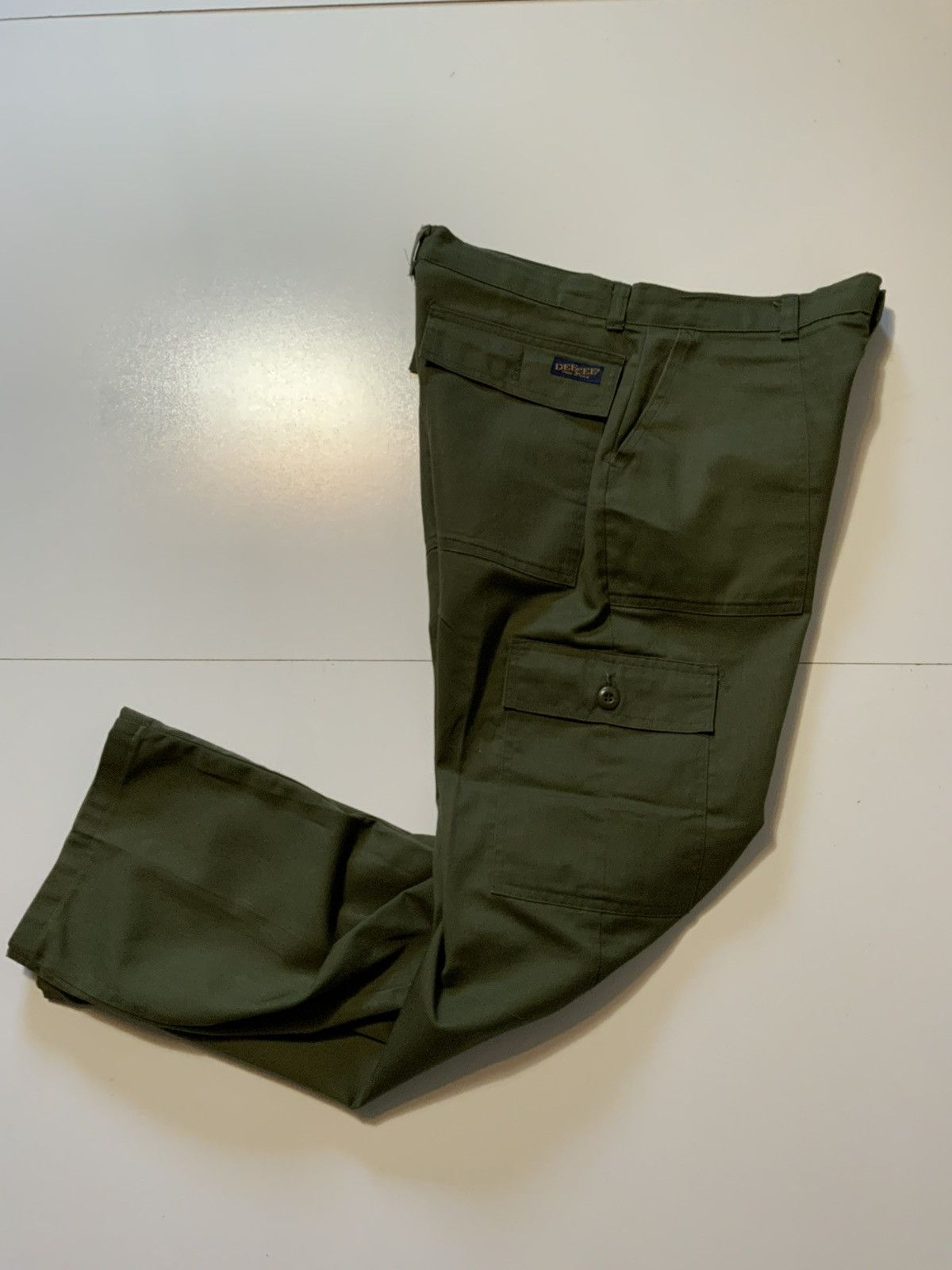 Vintage Vintage 70s Dee Cee Army Olive Green Cargo Wide Leg Pants Size US 32 / EU 48 - 2 Thumbnail