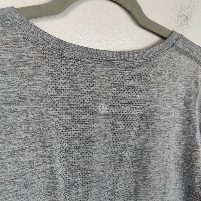 Lululemon Lululemon Swiftly Relaxed Long Sleeve Top Womens Medium