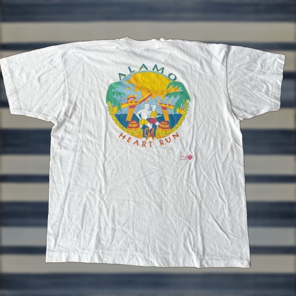 Fruit Of The Loom VINTAGE 90s Alamo Heart Run Marathon T-Shirt XL Graphic Print Cotton 50/50 Short Sleeve Crew Neck Men 90s Theme Size US XL / EU 56 / 4 - 1 Thumbnail