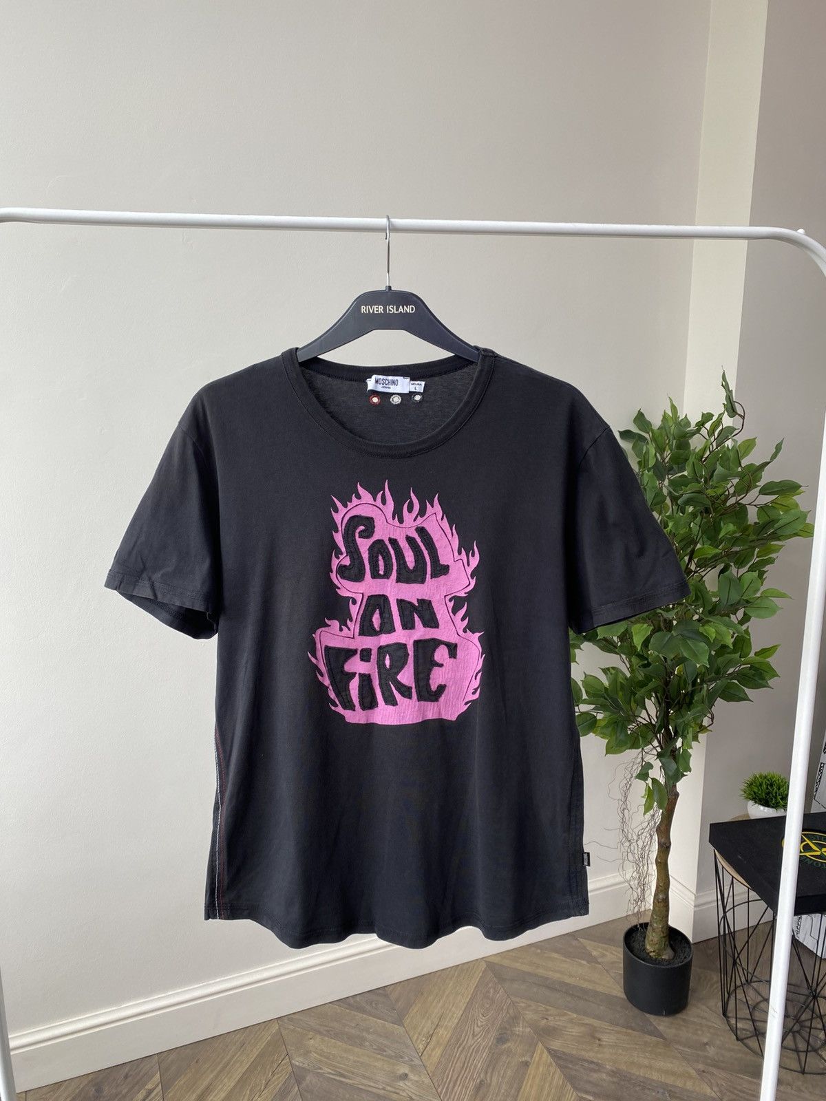 Moschino × Vintage Vintage Moschino Soul on Fire T-Shirt Size US L / EU 52-54 / 3 - 3 Thumbnail