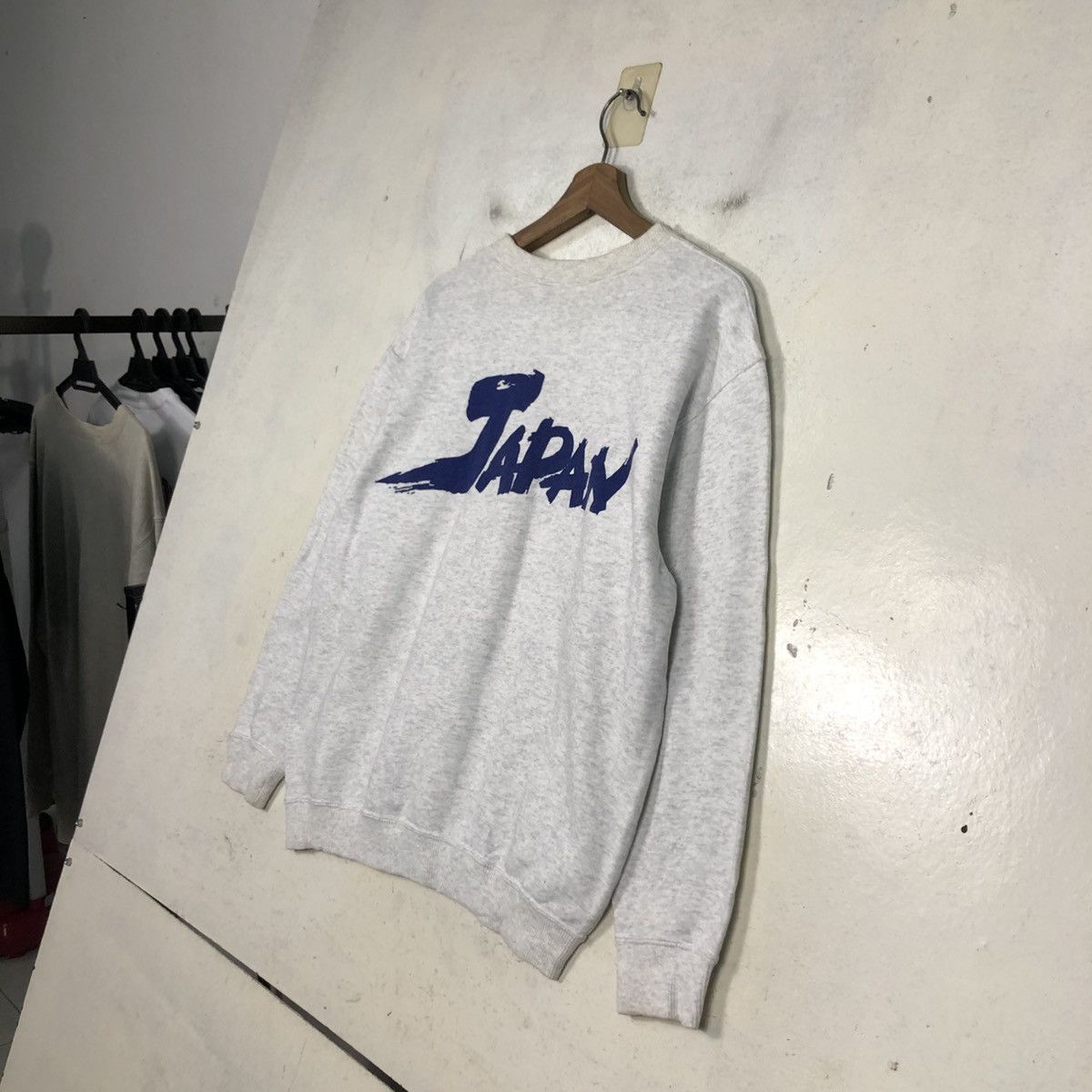 Japanese Brand 📌Vintage Sweatshirt Crewneck Asics Full Print Size US M / EU 48-50 / 2 - 12 Thumbnail
