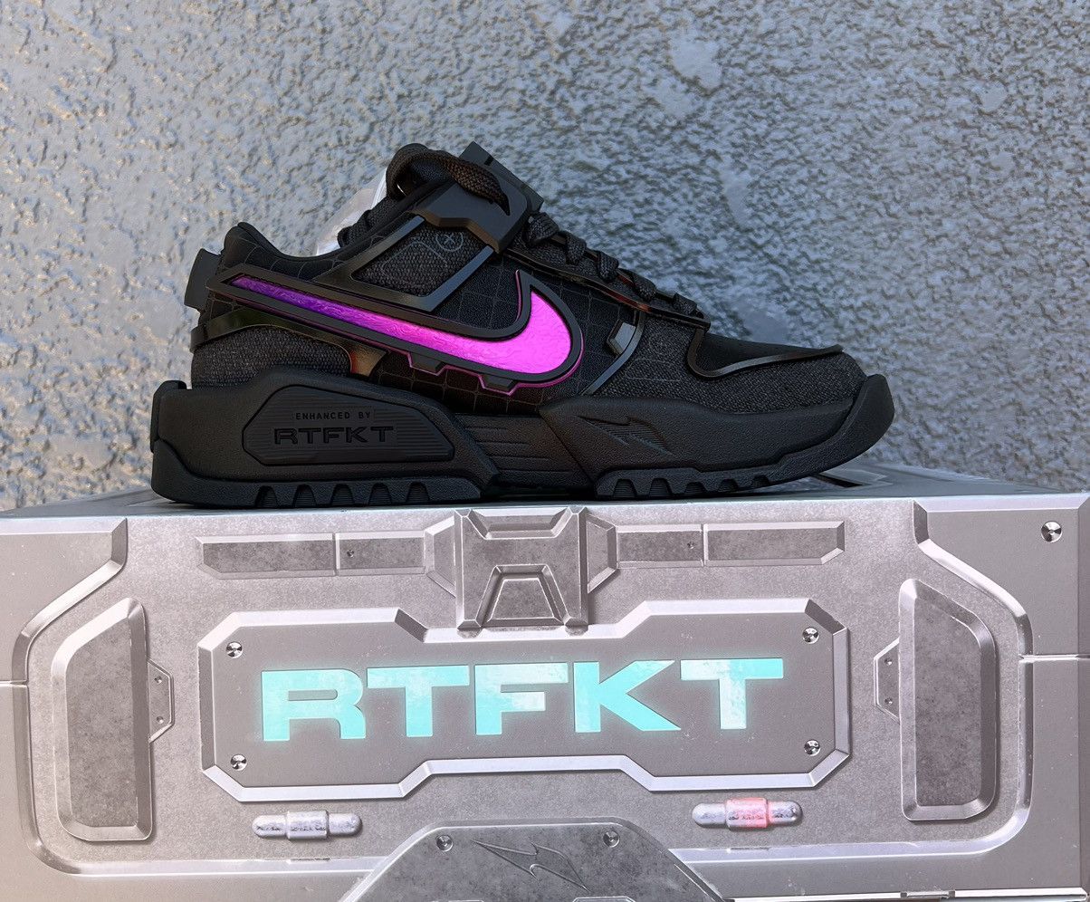 Nike Size 5.5 - Nike RTFKT x Dunk Genesis Void Size US 5.5 / EU 38 - 7 Thumbnail