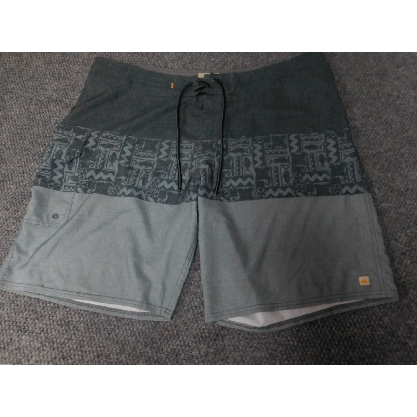 Quiksilver Quiksilver Mens Trunks Bottom 40 Gray Blue 90s Lifeguard Surfing Comfortable Fit Vintage Size US 40 / EU 56 - 2 Thumbnail