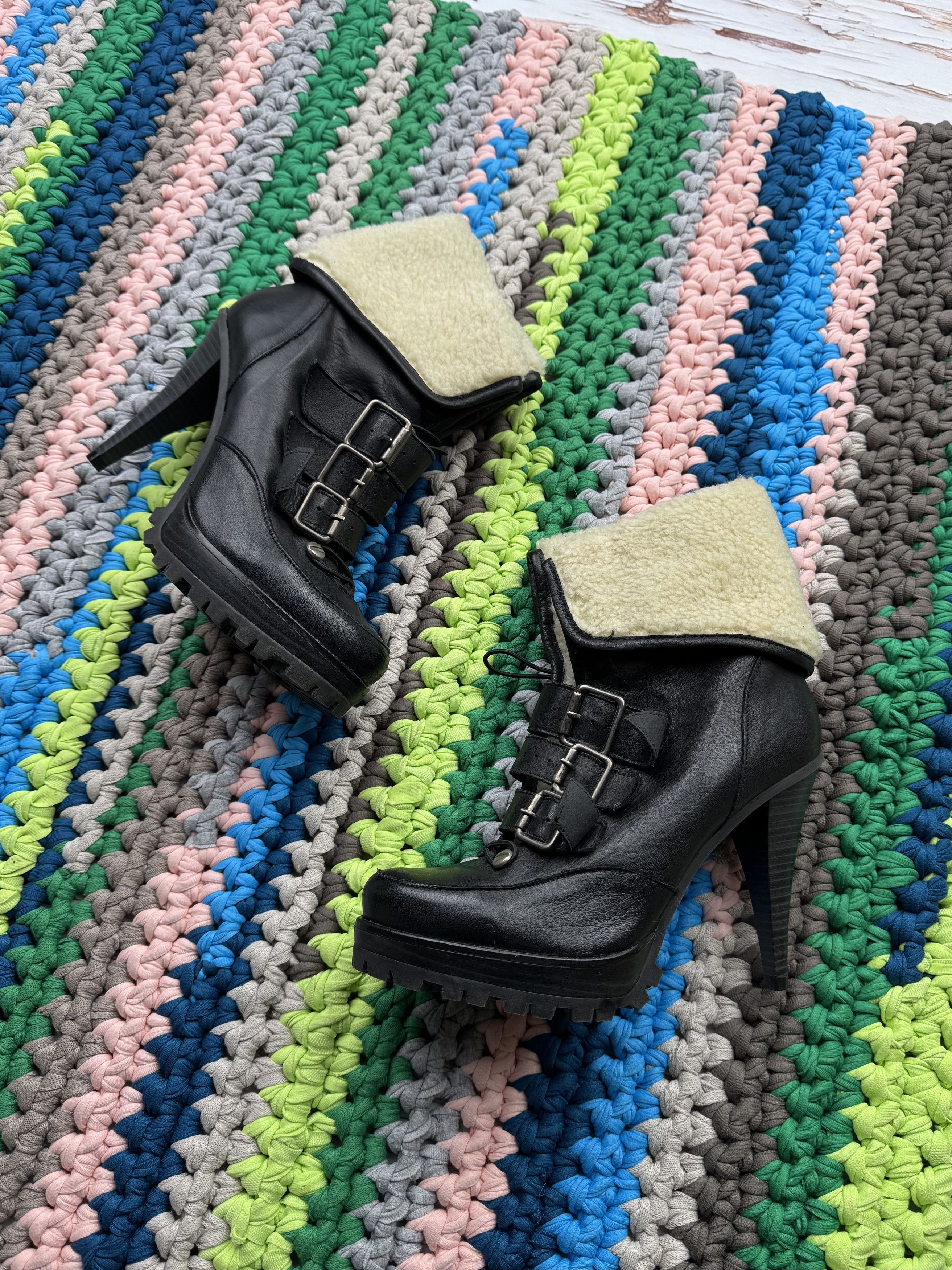 Avant Garde x Vintage Real Leather/sheepskin Heel Shoes With Straps in Black, Women's (Size 9)