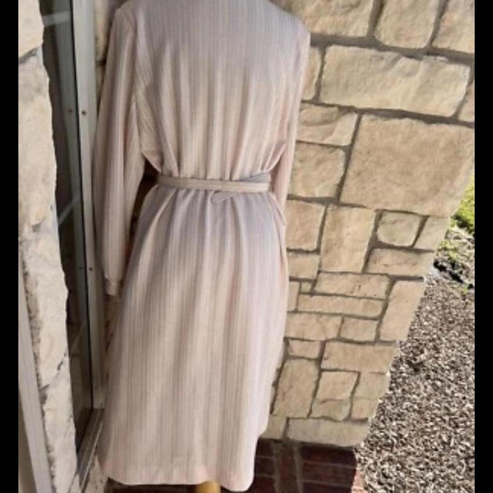 Other Pink vintage 80s belted dress with button-up detail glamour Size XL / US 12-14 / IT 48-50 - 2 Thumbnail