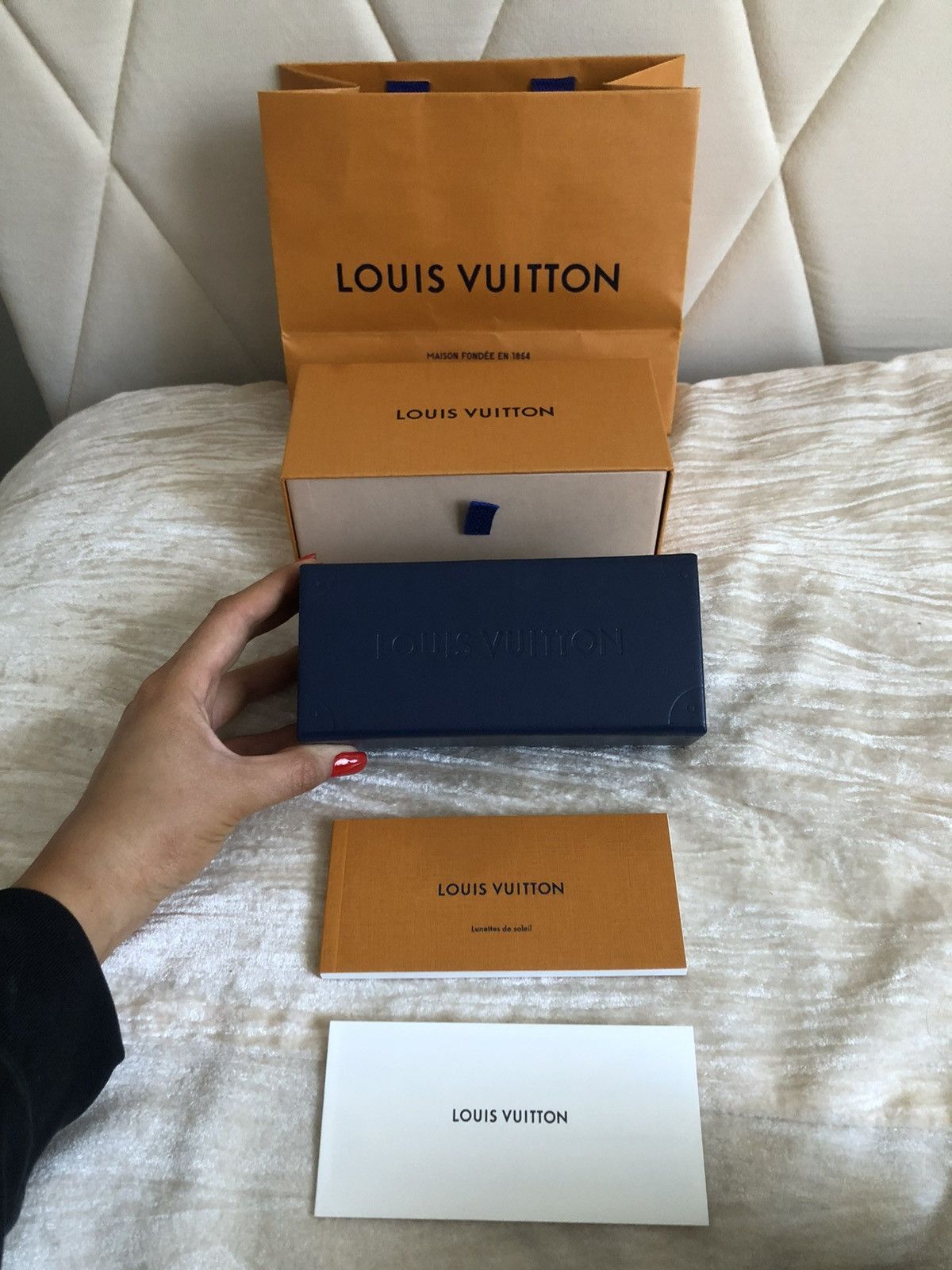 Louis Vuitton Flower Edge Round Sunglasses Size ONE SIZE - 9 Thumbnail