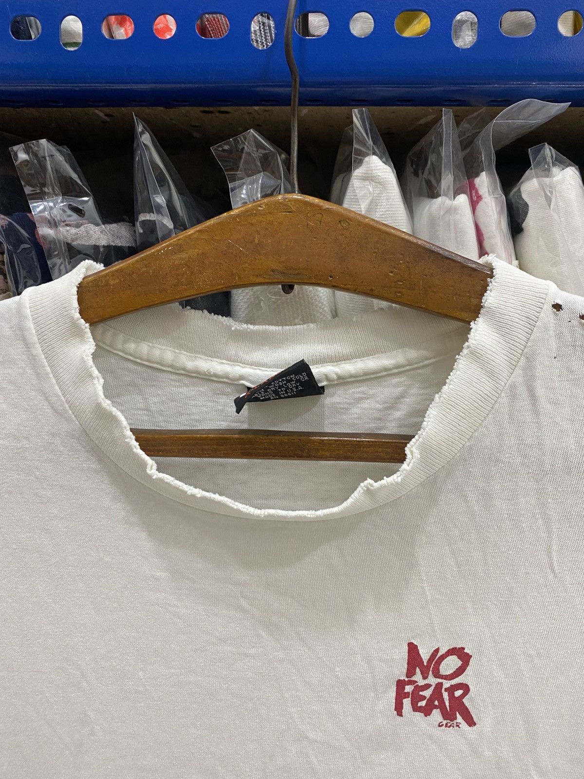 No Fear DISTRESSED NO FEAR TSHIRT Size US L / EU 52-54 / 3 - 7 Thumbnail