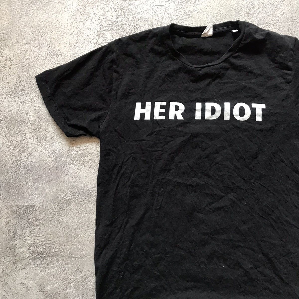 Vintage Vintage Y2K Graphic Slogan Tee Her Idiot Funny Black Denim L Size US L / EU 52-54 / 3 - 2 Thumbnail