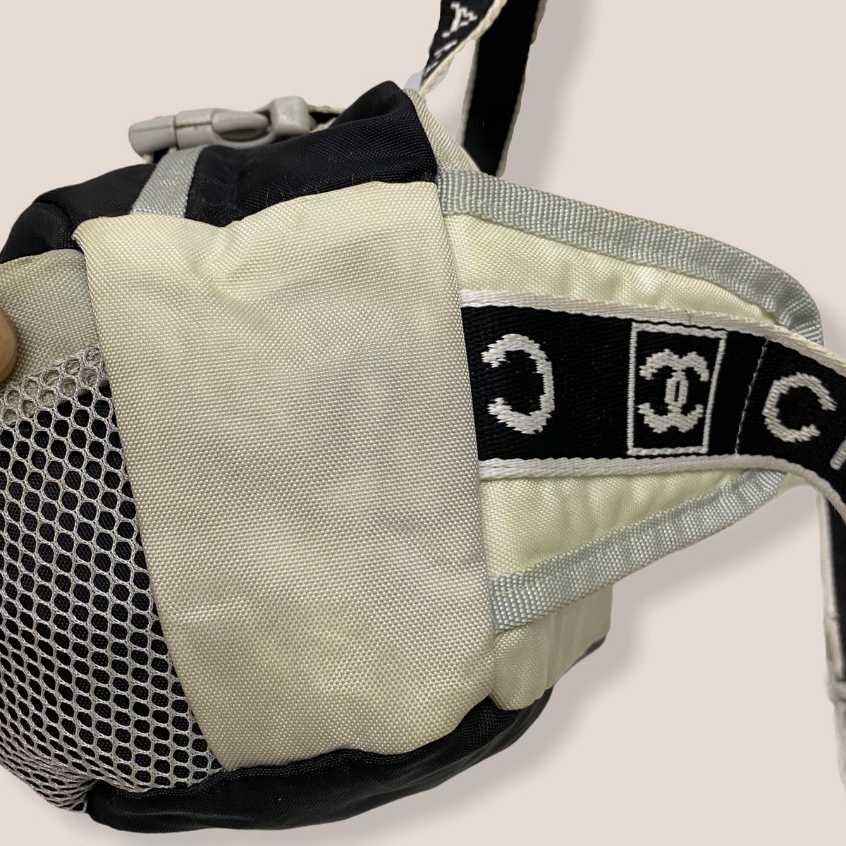 Chanel ‼️YES‼️AUTHENTIC VINTAGE CHANEL SPORT LINE WAIST BAG CC LOGO Size ONE SIZE - 10 Thumbnail