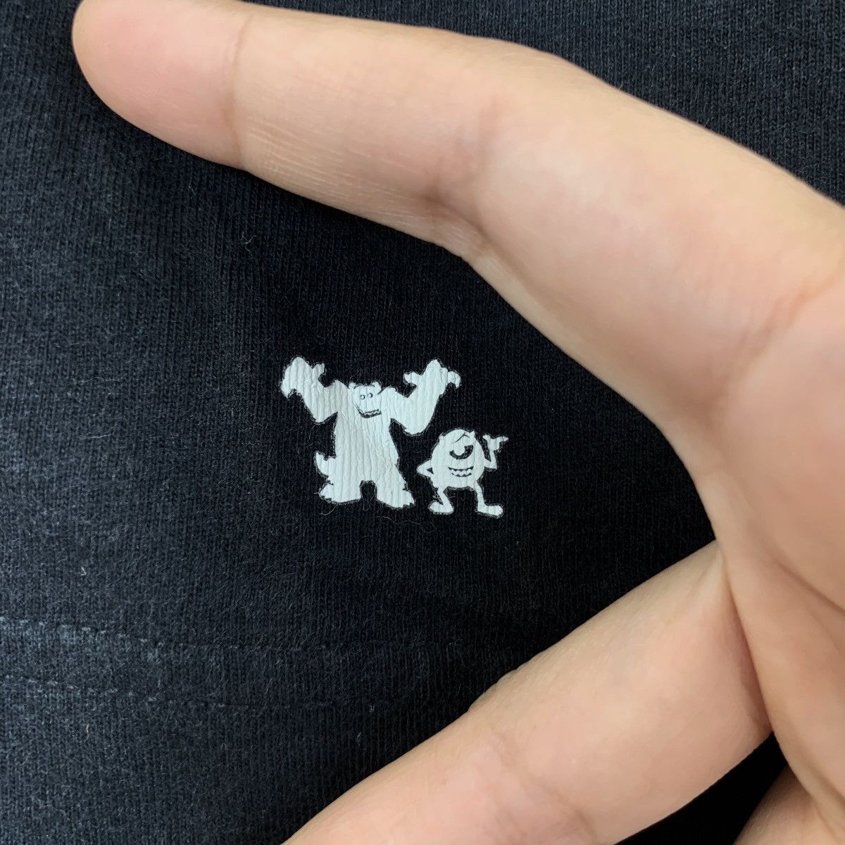 Uniqlo UNIQLO x PIXAR STUDIO Monster Scare Tee Shirt Size L / US 10 / IT 46 - 7 Thumbnail
