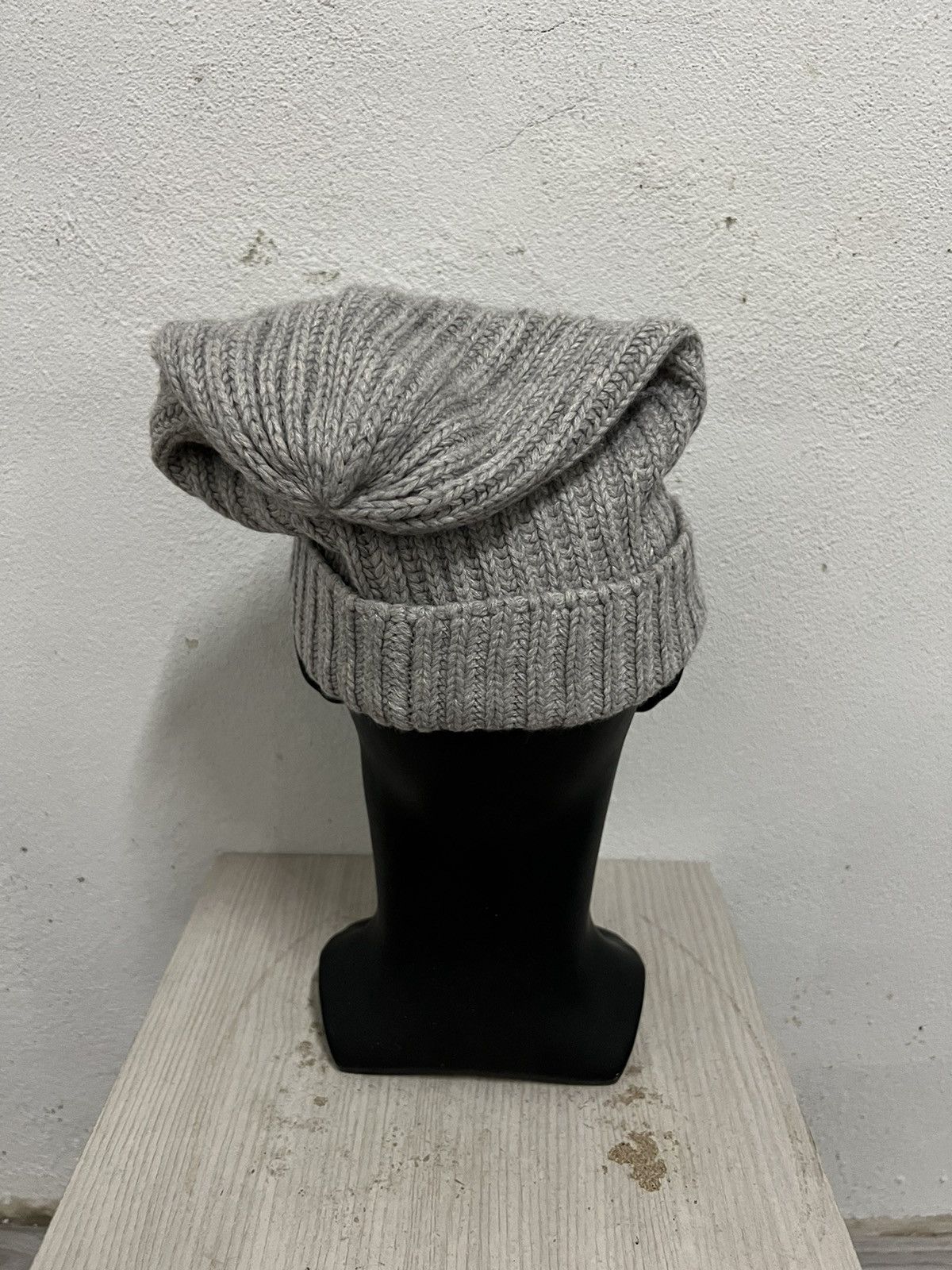 Uniqlo Uniqlo Plain Beanie Hat Size ONE SIZE - 5 Thumbnail