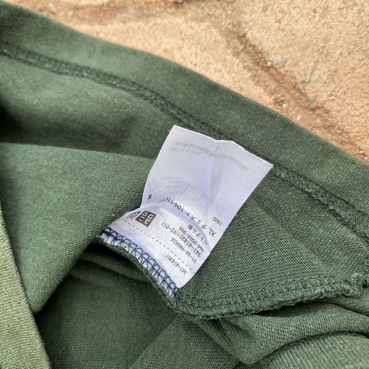 Lemaire × Uniqlo Thrashed Faded Lemaire x Uniqlo ERD GRUNGE PLAIN TEE Size US XL / EU 56 / 4 - 4 Thumbnail