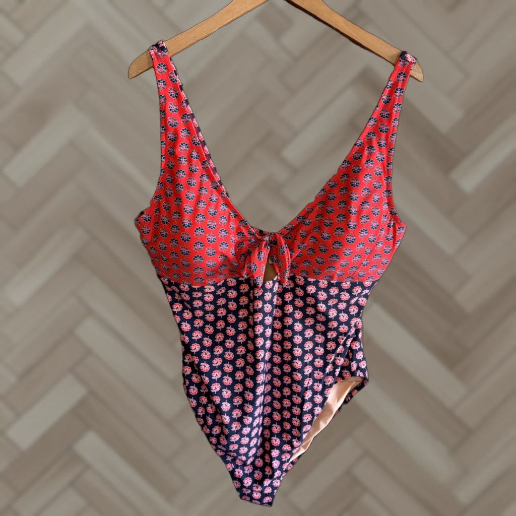 J.Crew VINTAGE Women’s J.Crew Floral Cutout Swimsuit with Bow Size 2XL Plus Size Size ONE SIZE - 1 Thumbnail