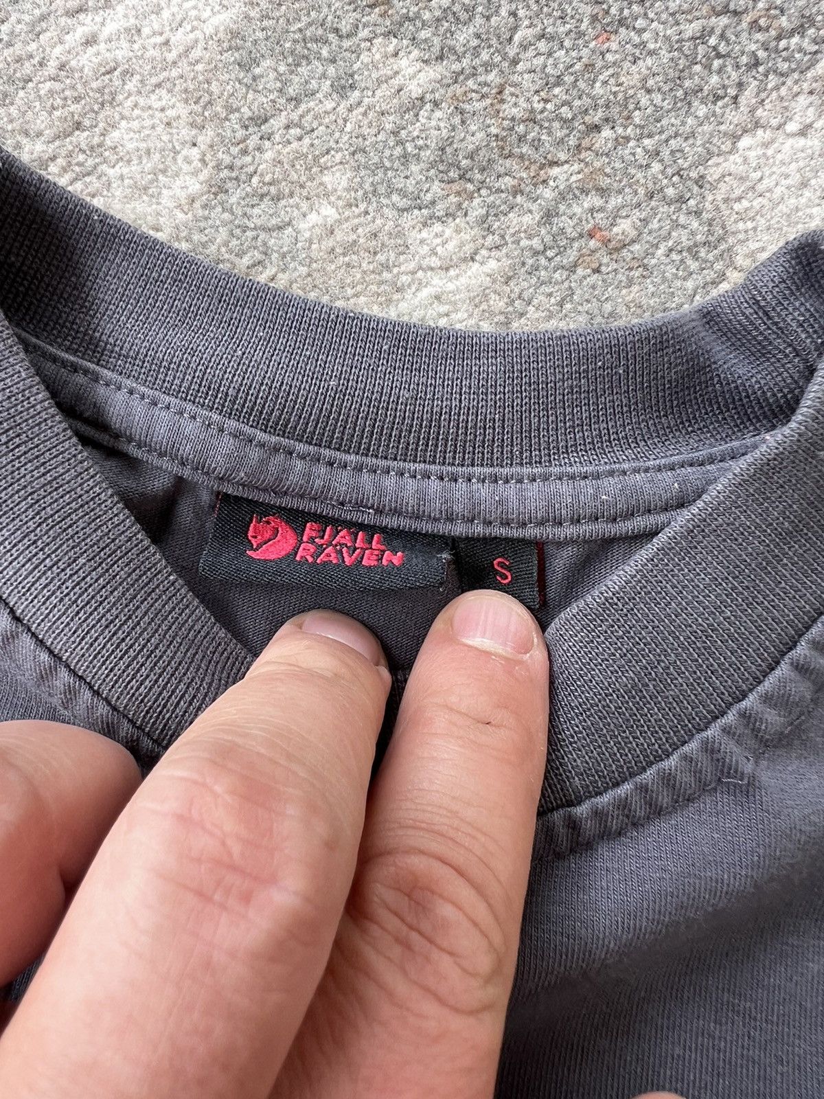 Fjallraven Vintage Fjallraven Save The Arctic Fox Tee Size US S / EU 44-46 / 1 - 5 Thumbnail