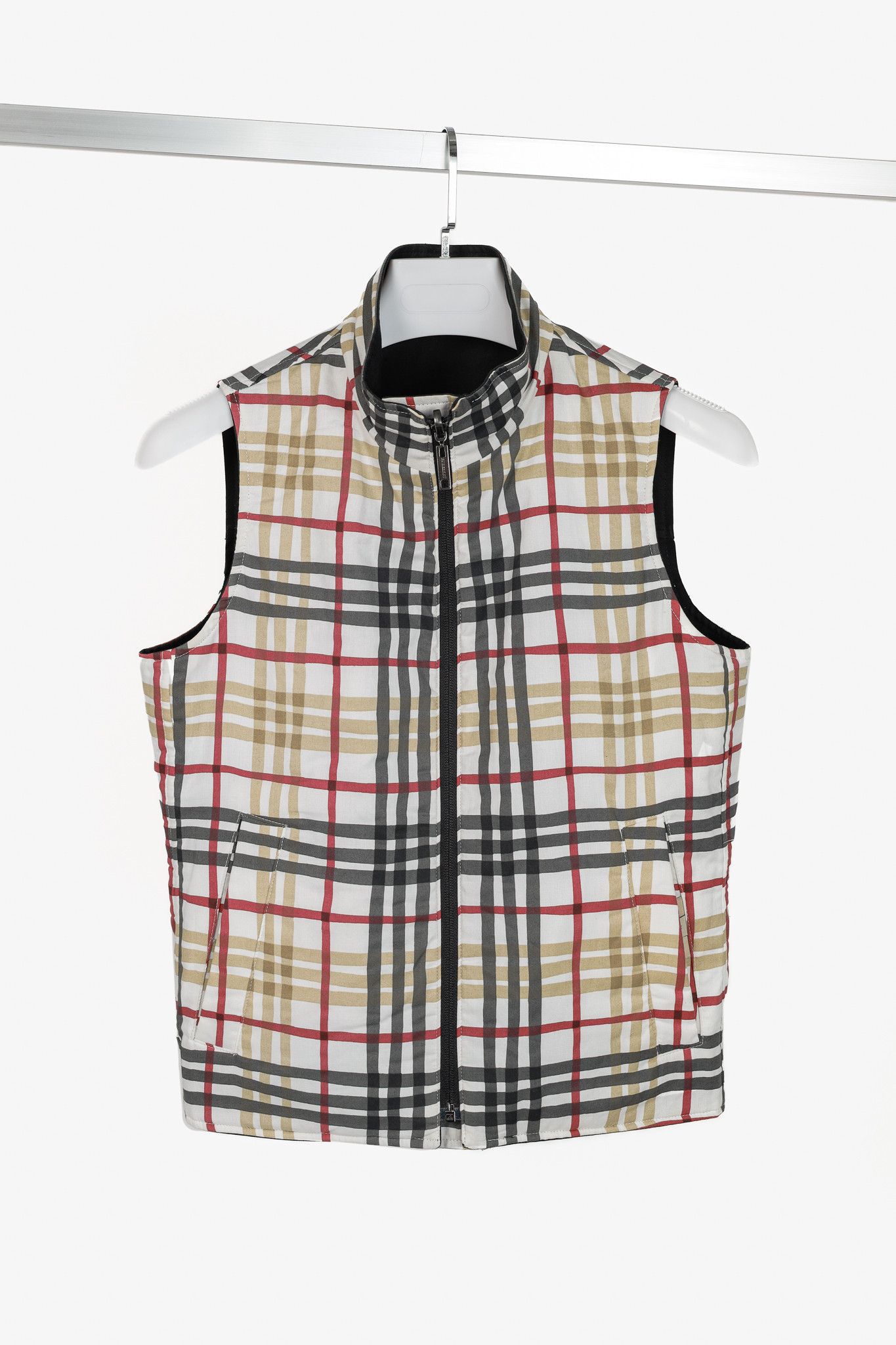 Burberry Buberry Reversible Black & White-Check Cotton Vest Size M / US 6-8 / IT 42-44 - 9 Thumbnail