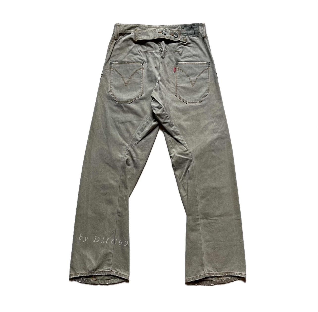 Levi's Vintage Levi's 2000s Engineered Cinch Back Twisted Leg Jeans Size US 32 / EU 48 - 1 Thumbnail