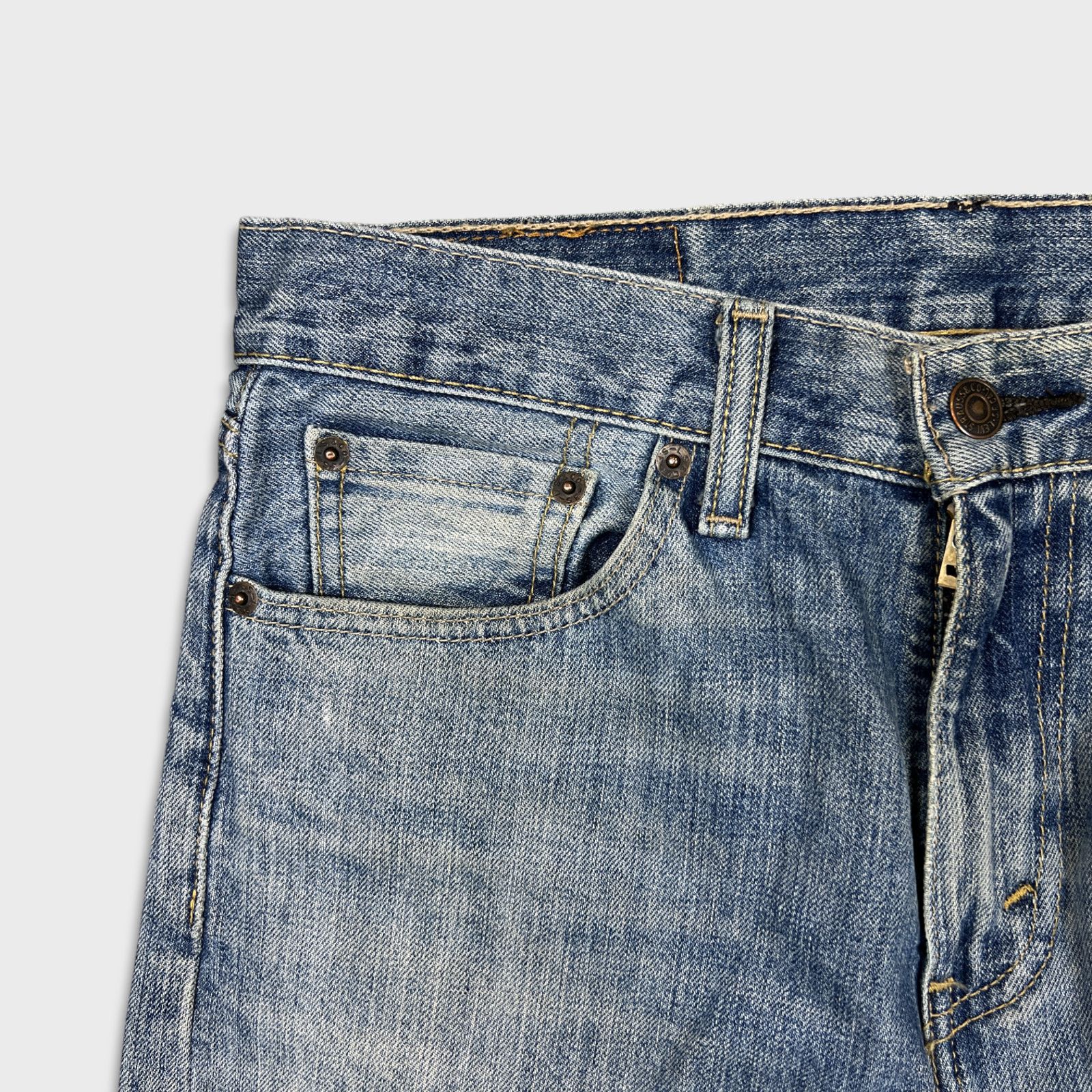 Levi's × Vintage Vintage Levi's 505 Jeans Mens 30x32 Blue Regular Fit Denim Size US 30 / EU 46 - 3 Thumbnail