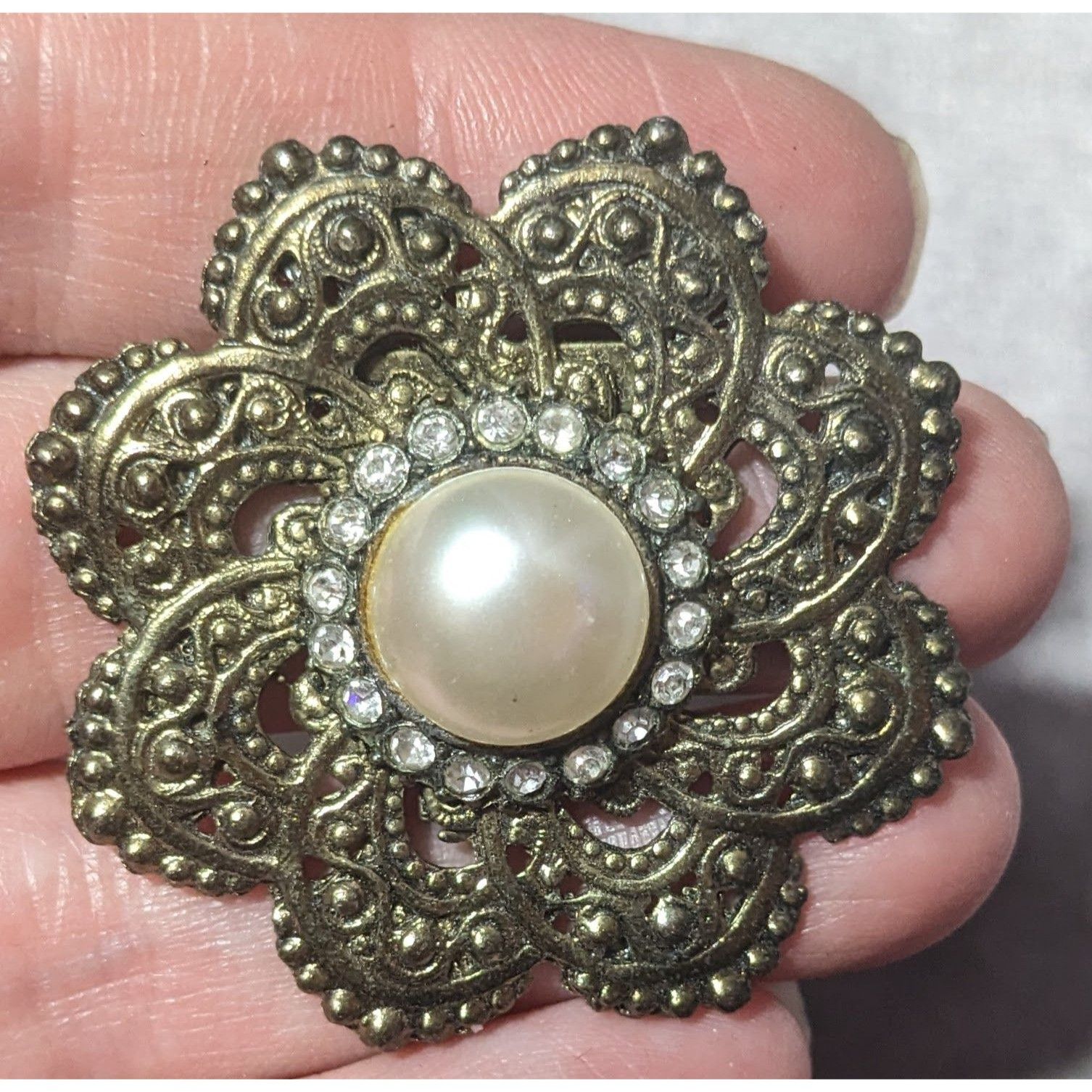 Other Vintage Floral Gold Tone Rhinestone Faux Pearl Brooch Size ONE SIZE - 5 Thumbnail