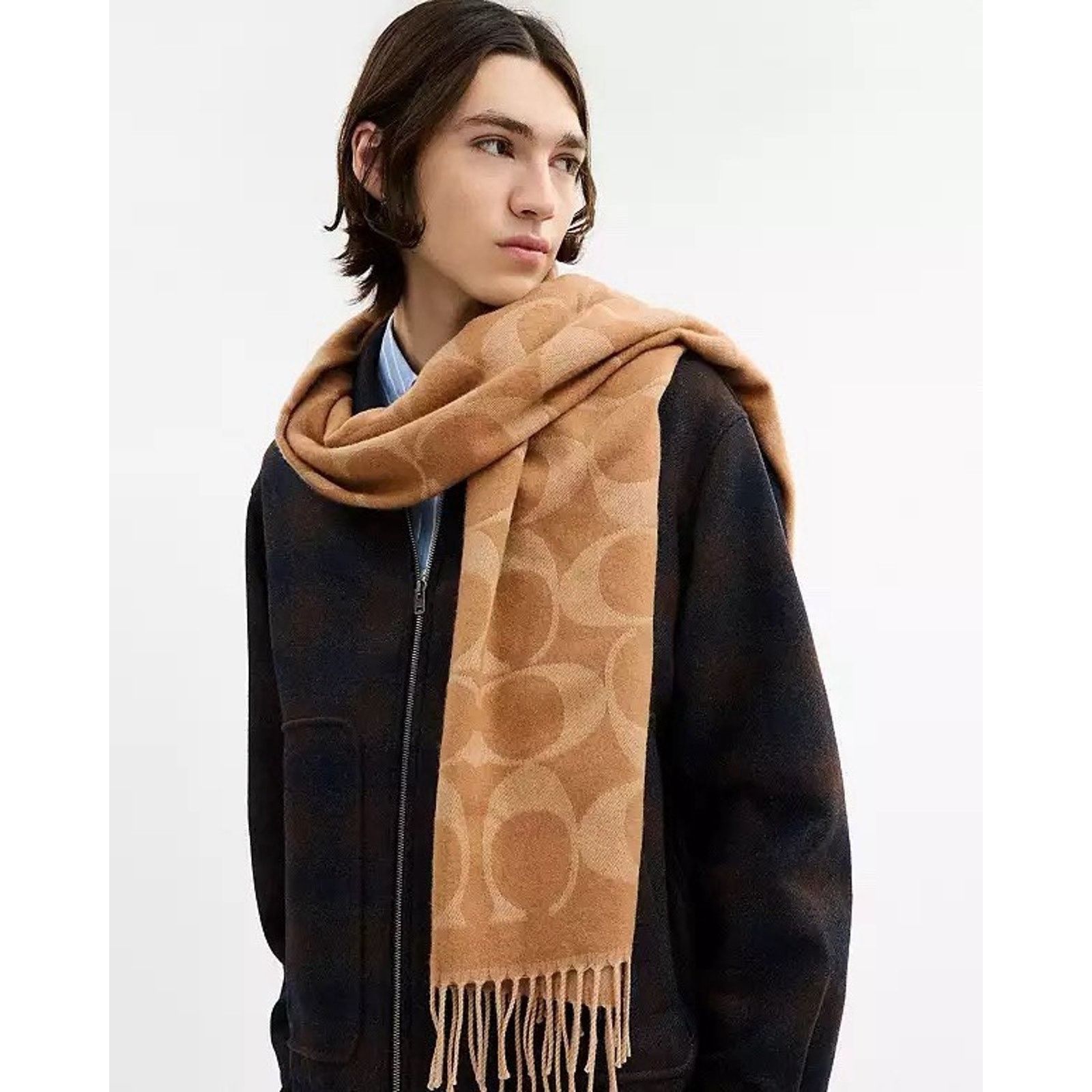 Coach NWT Coach Signature Oversized Scarf Muffler CU807 Camel Size ONE SIZE - 9 Thumbnail