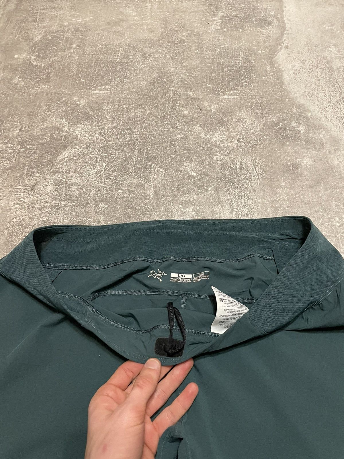 Arc'teryx Arcteryx Cita Nylon Pants Women’s Size 28" / US 6 / IT 42 - 5 Thumbnail