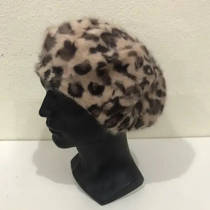Japanese Brand Japanese Brand Leopard Fleece Beanie Hat Size ONE SIZE - 2 Thumbnail