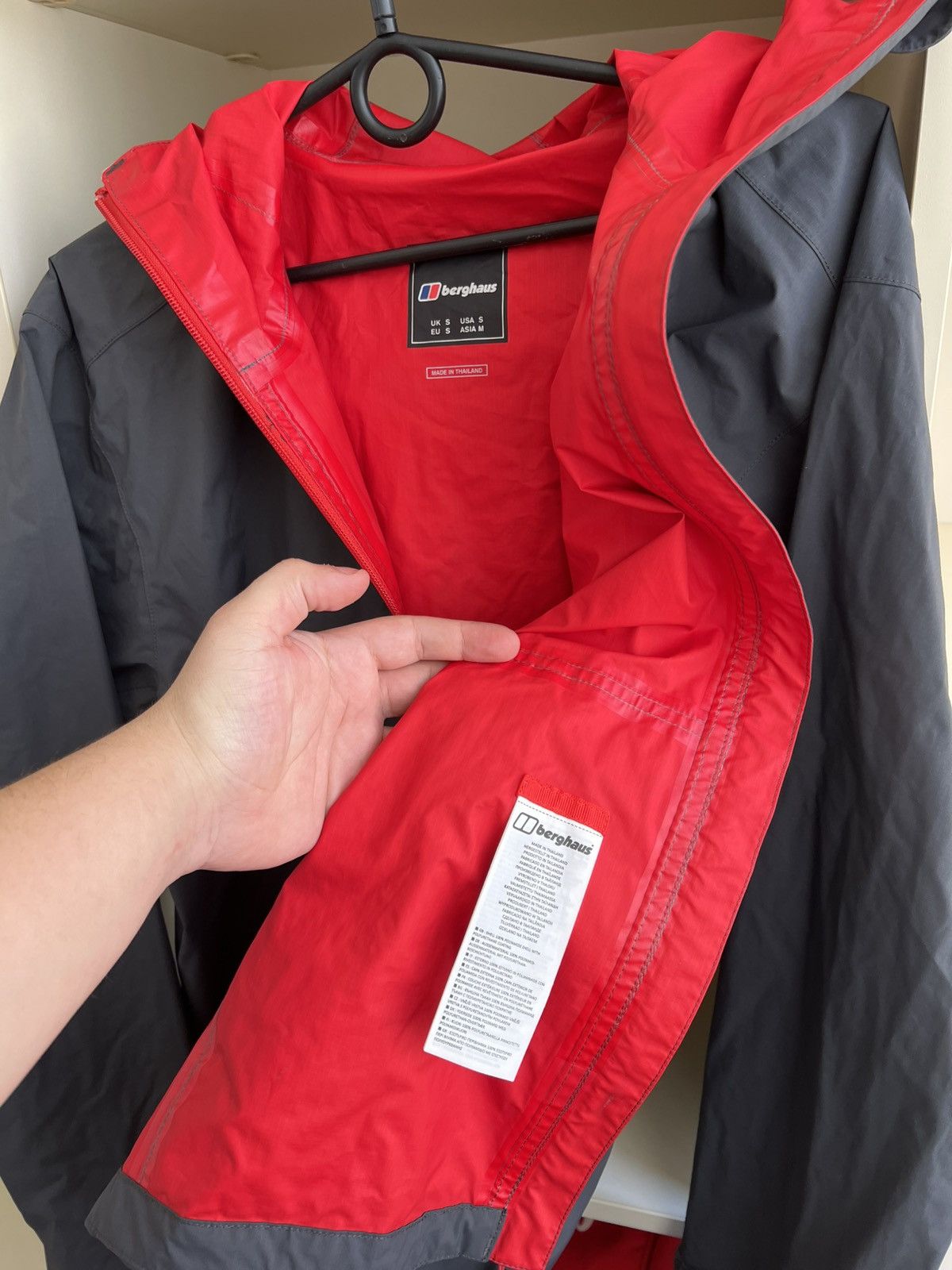Berghaus Hydroshell Berghaus Jacket Gorpcore Outdoor Size US S / EU 44-46 / 1 - 14 Thumbnail