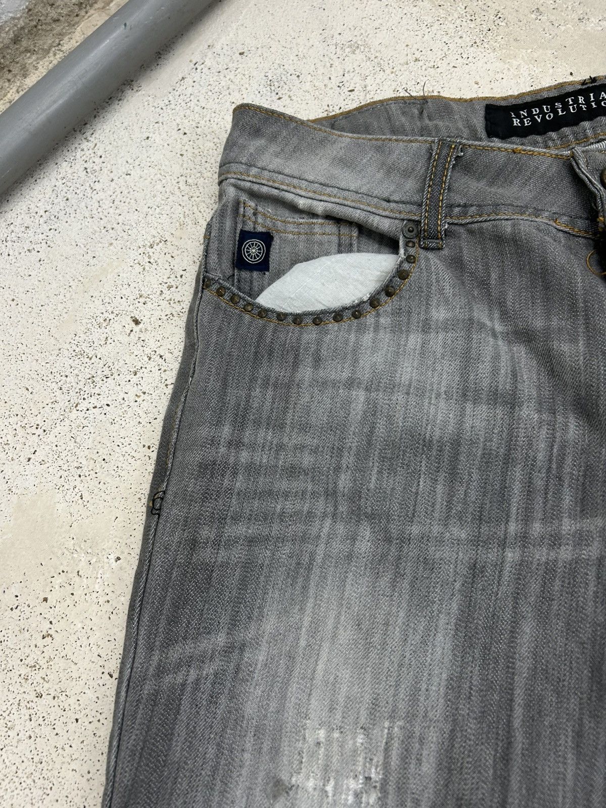 20471120 × Hysteric Glamour × Japanese Brand Industrial Revolution Grey Washed Distressed Studded Button Size US 32 / EU 48 - 10 Thumbnail