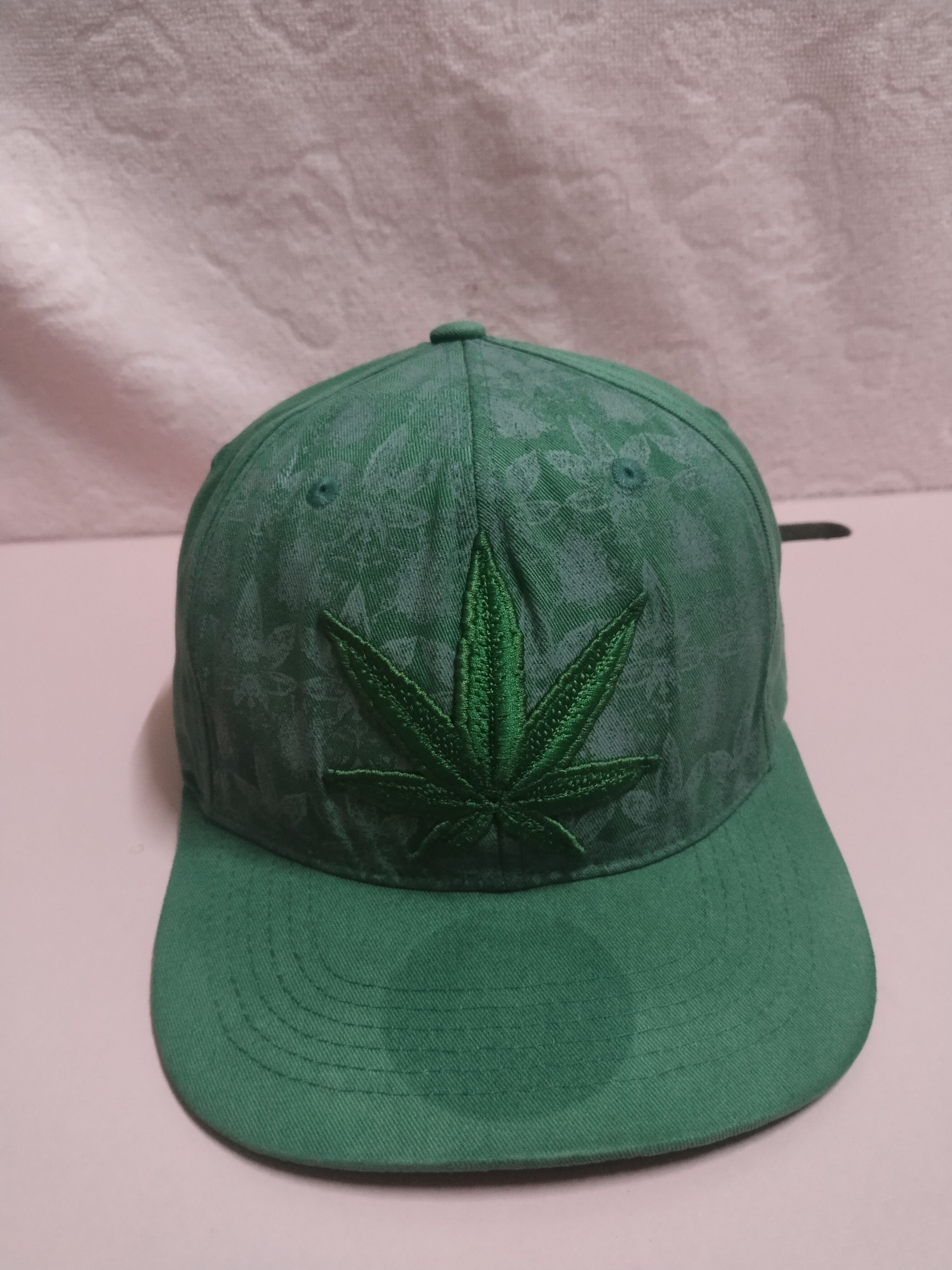 Japanese Brand RARE SUN FADED MARIJUANA EMBROIDERY HAT Size ONE SIZE - 1 Thumbnail
