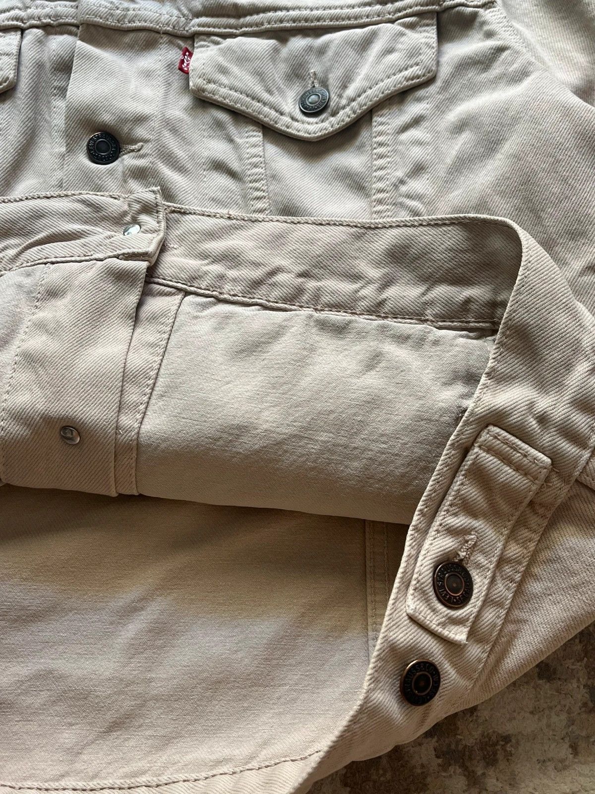 Levi's Levi’s 70503 02 Sz L Denim Jacket Beige Vintage 1997 Rare Size US L / EU 52-54 / 3 - 6 Thumbnail